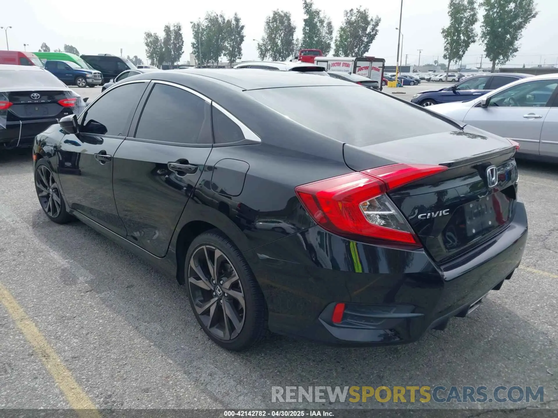 3 Photograph of a damaged car 2HGFC2F8XKH539560 HONDA CIVIC 2019