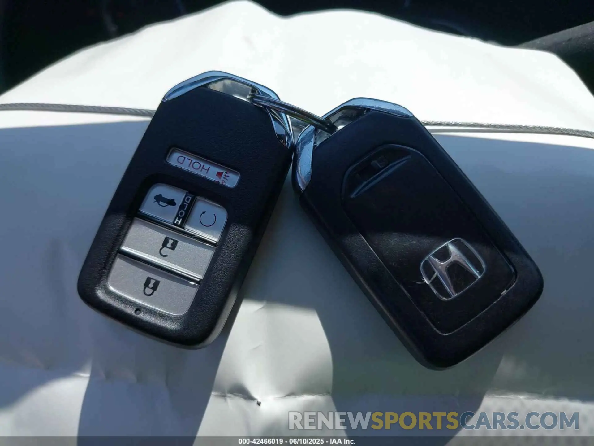 11 Photograph of a damaged car 2HGFC2F8XKH554639 HONDA CIVIC 2019