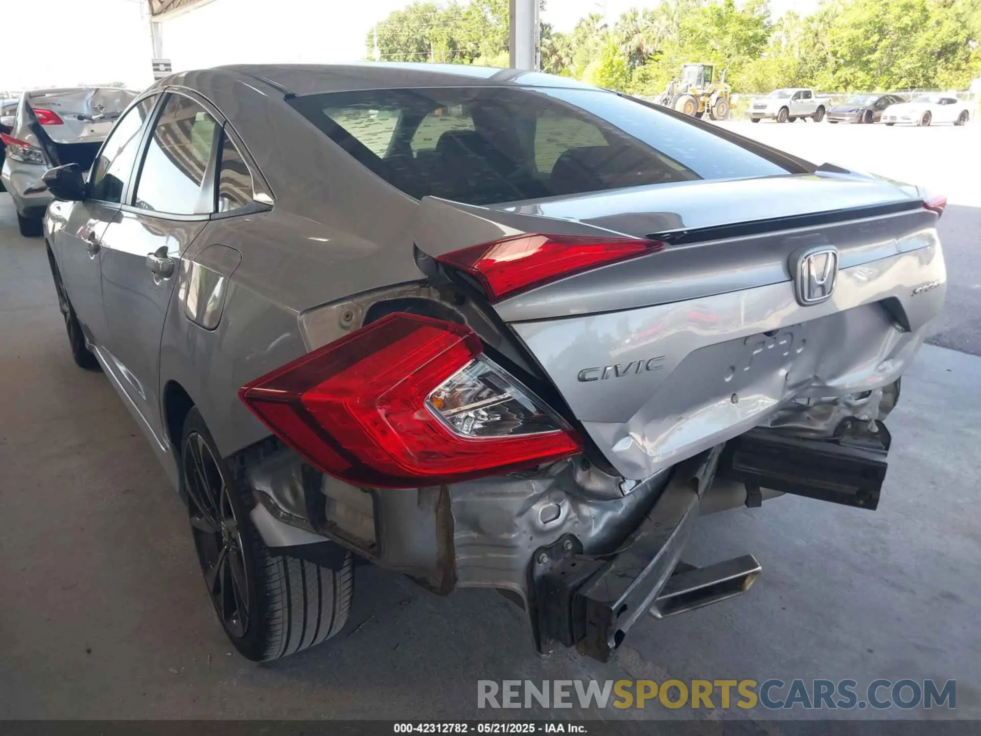 6 Photograph of a damaged car 2HGFC2F8XKH579802 HONDA CIVIC 2019
