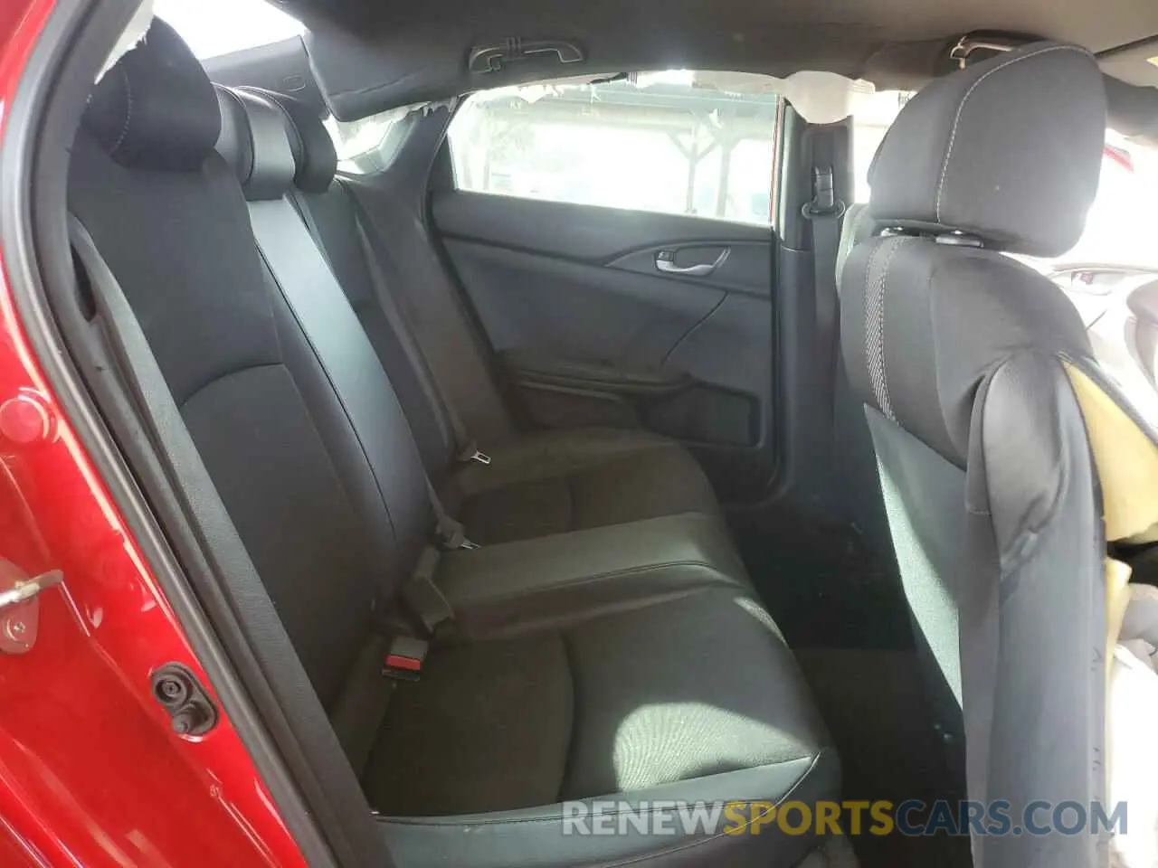 10 Photograph of a damaged car 2HGFC2F8XKH597619 HONDA CIVIC 2019