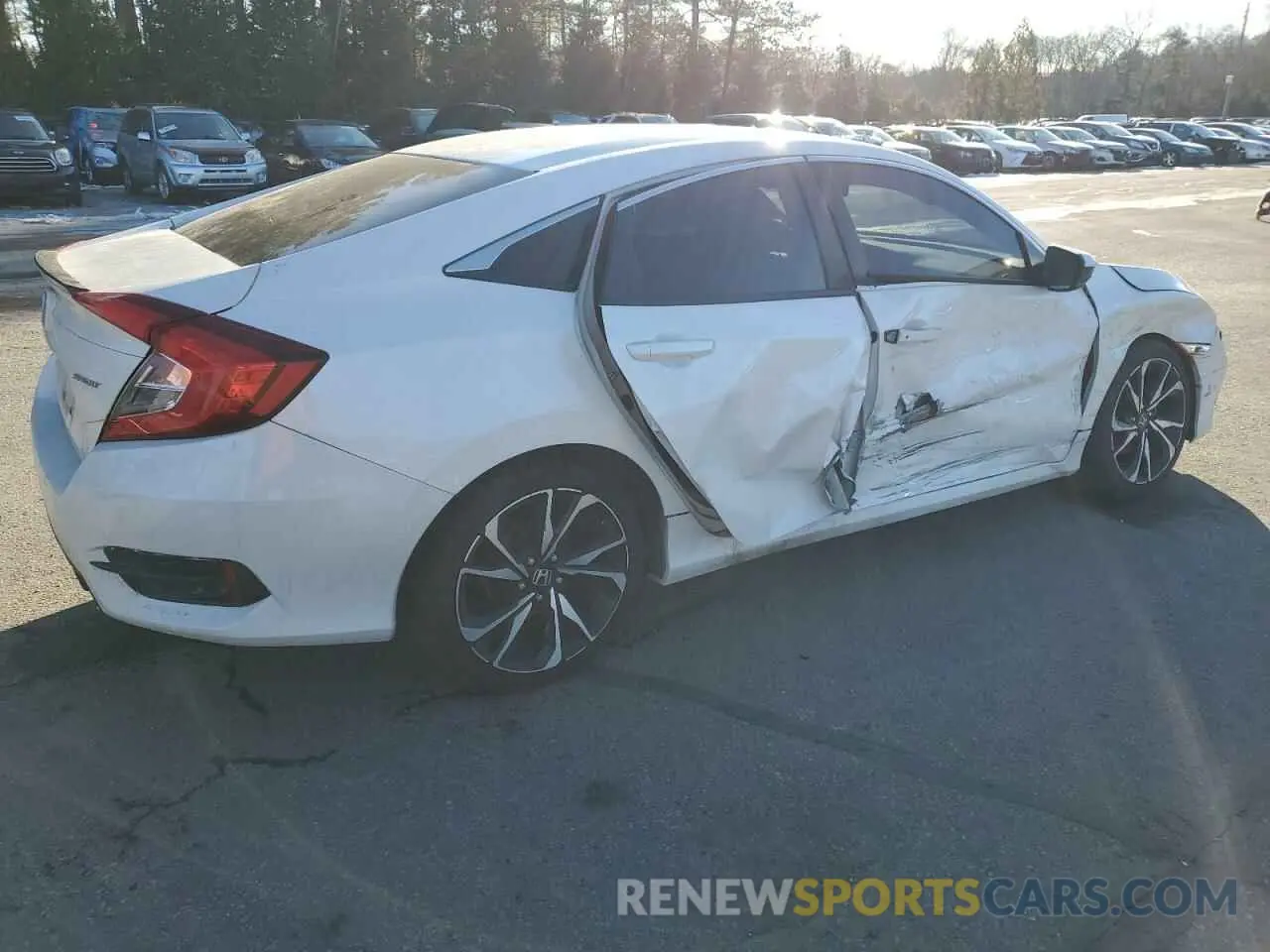 3 Photograph of a damaged car 2HGFC2F8XKH603001 HONDA CIVIC 2019