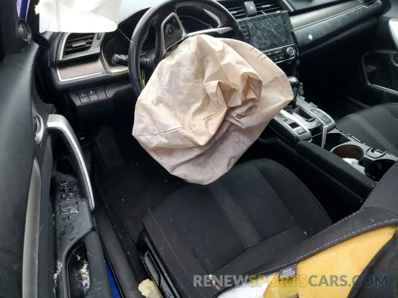 8 Photograph of a damaged car 2HGFC3B33KH352595 HONDA CIVIC 2019