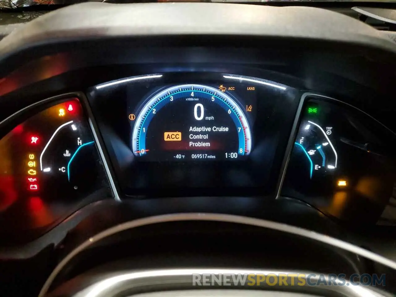 9 Photograph of a damaged car 2HGFC3B36KH356012 HONDA CIVIC 2019