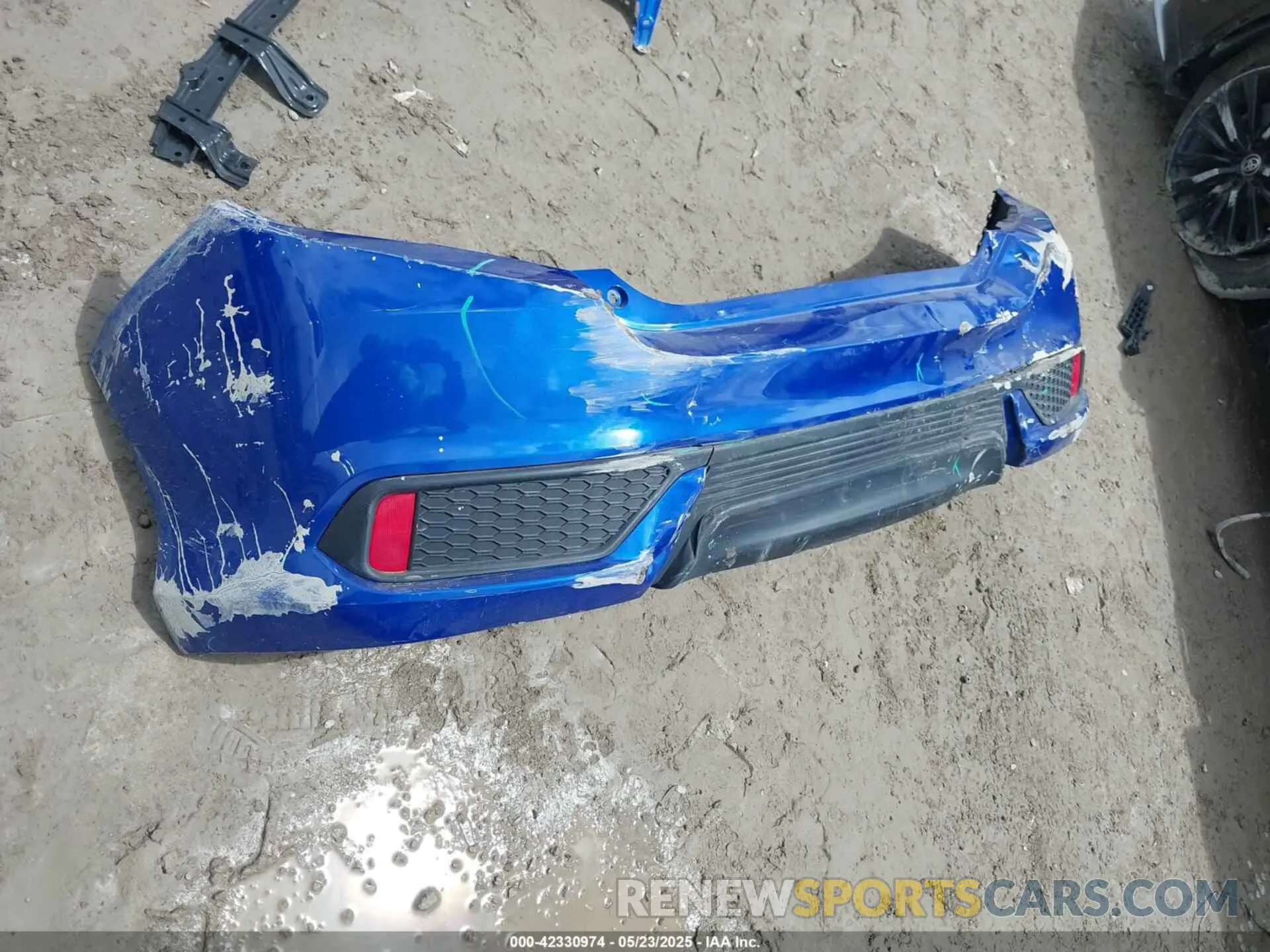 12 Фотография поврежденного автомобиля 2HGFC3B37KH351207 HONDA CIVIC 2019