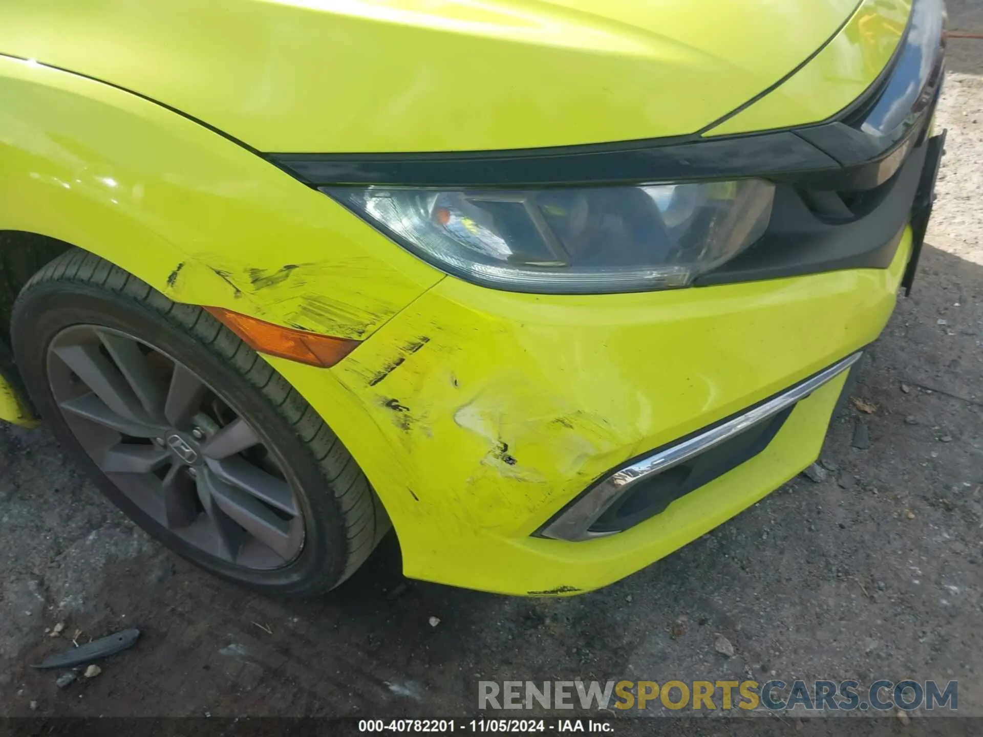 19 Photograph of a damaged car 2HGFC3B37KH355208 HONDA CIVIC 2019
