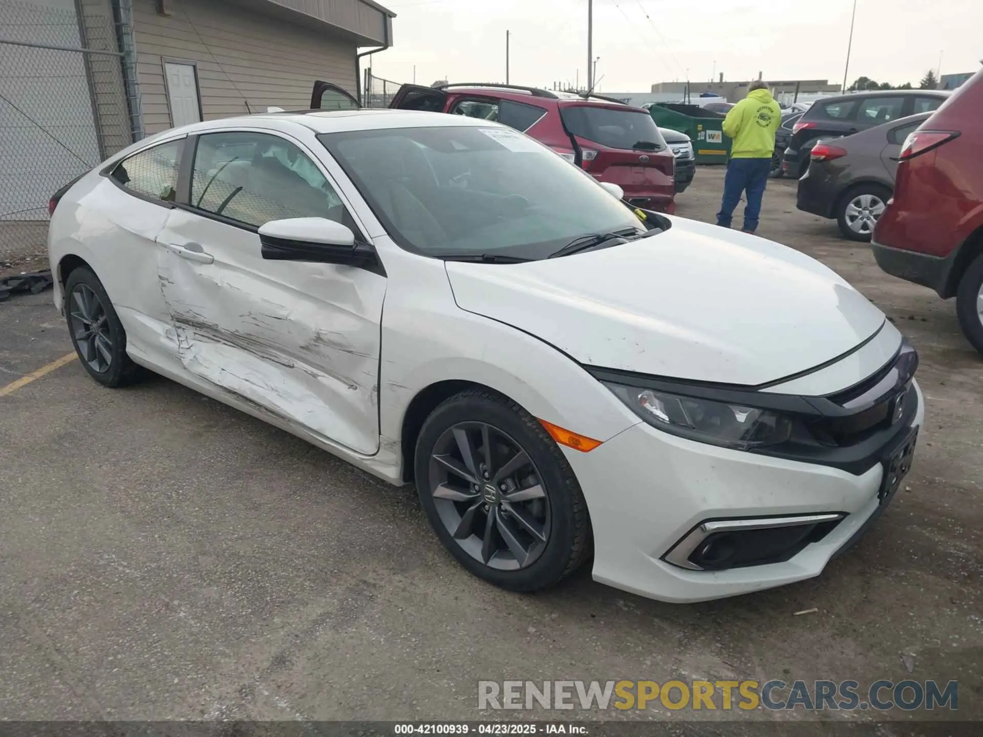 1 Фотография поврежденного автомобиля 2HGFC3B38KH350275 HONDA CIVIC 2019