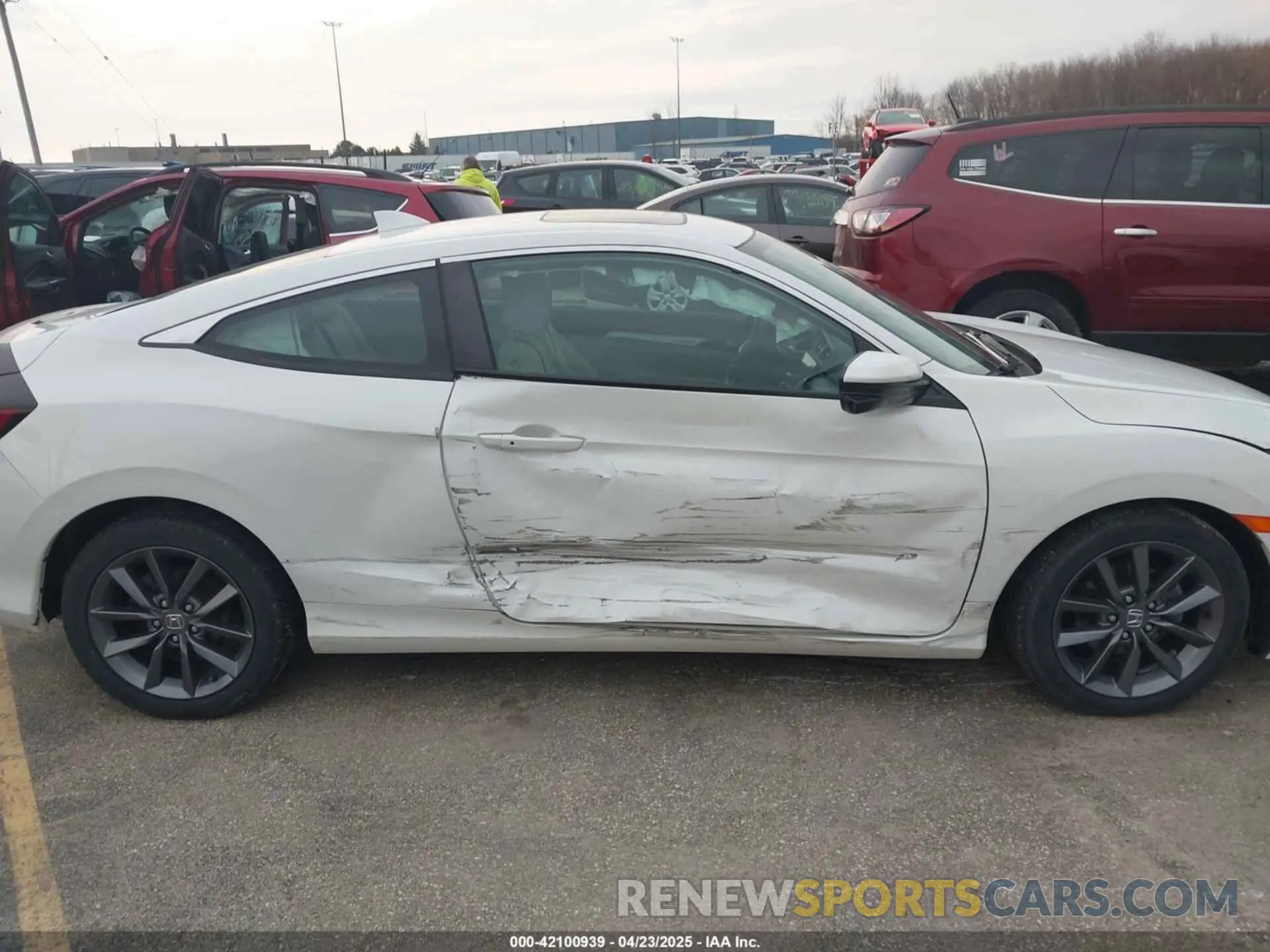 13 Фотография поврежденного автомобиля 2HGFC3B38KH350275 HONDA CIVIC 2019