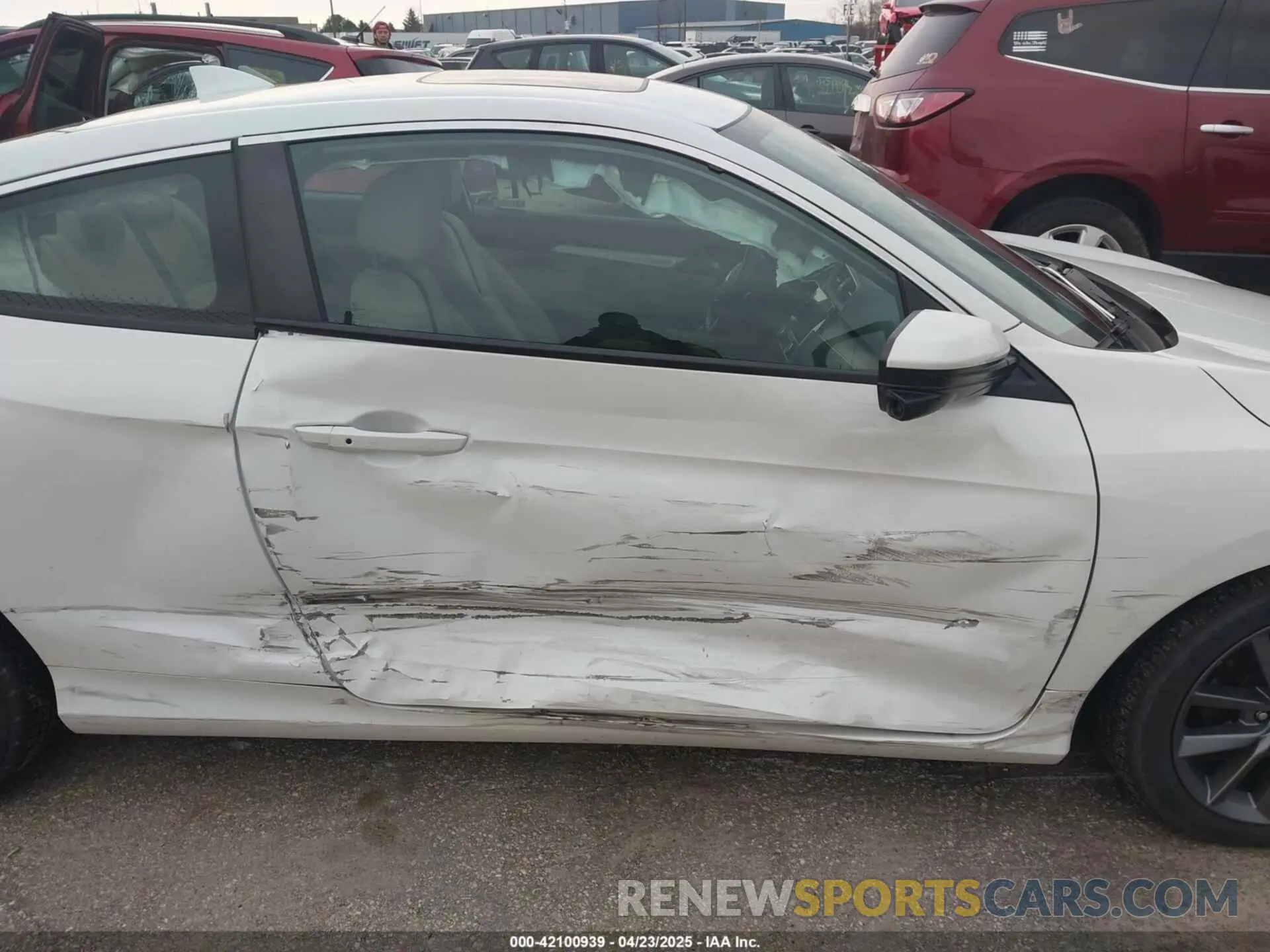 6 Фотография поврежденного автомобиля 2HGFC3B38KH350275 HONDA CIVIC 2019