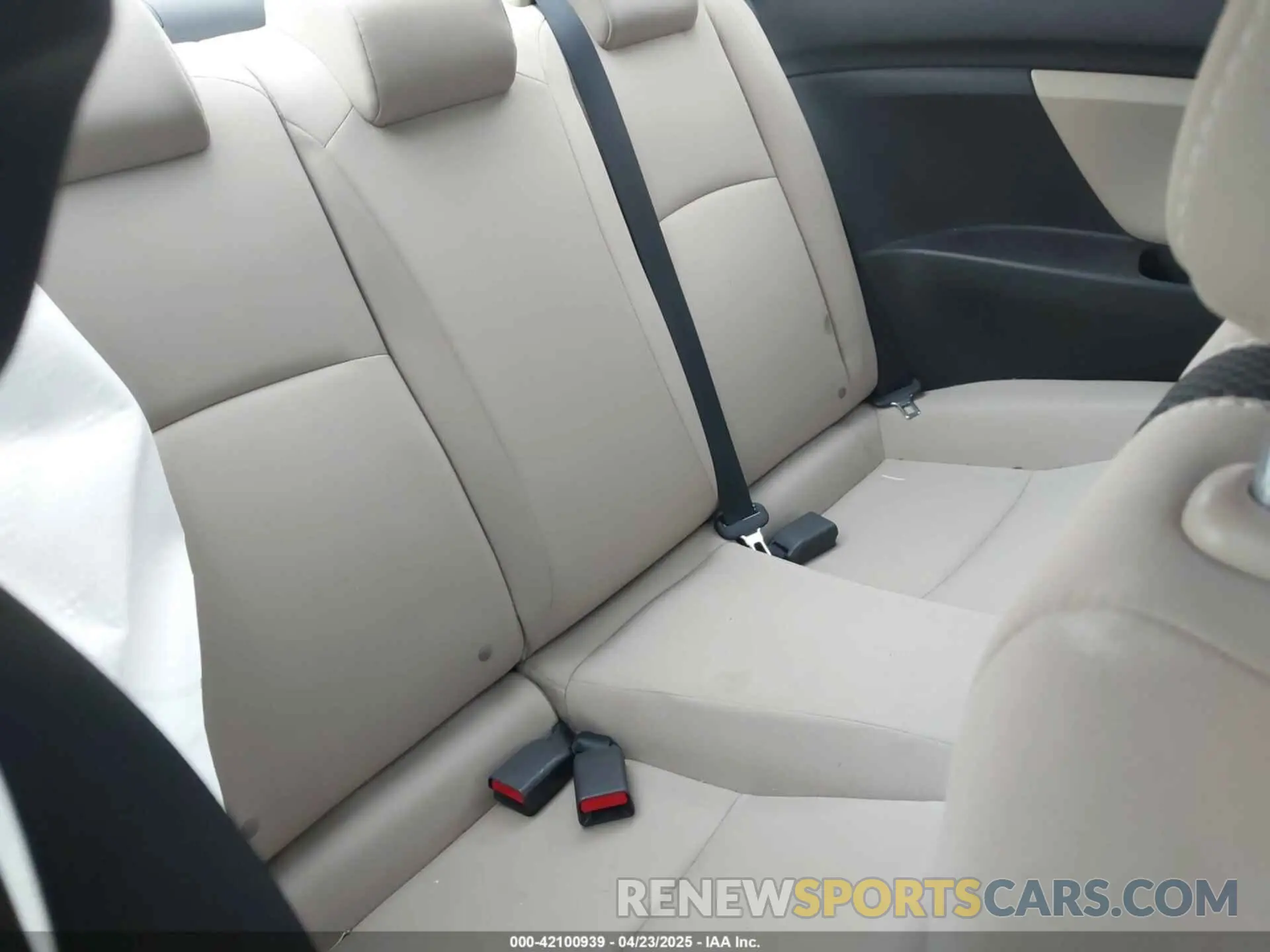 8 Фотография поврежденного автомобиля 2HGFC3B38KH350275 HONDA CIVIC 2019