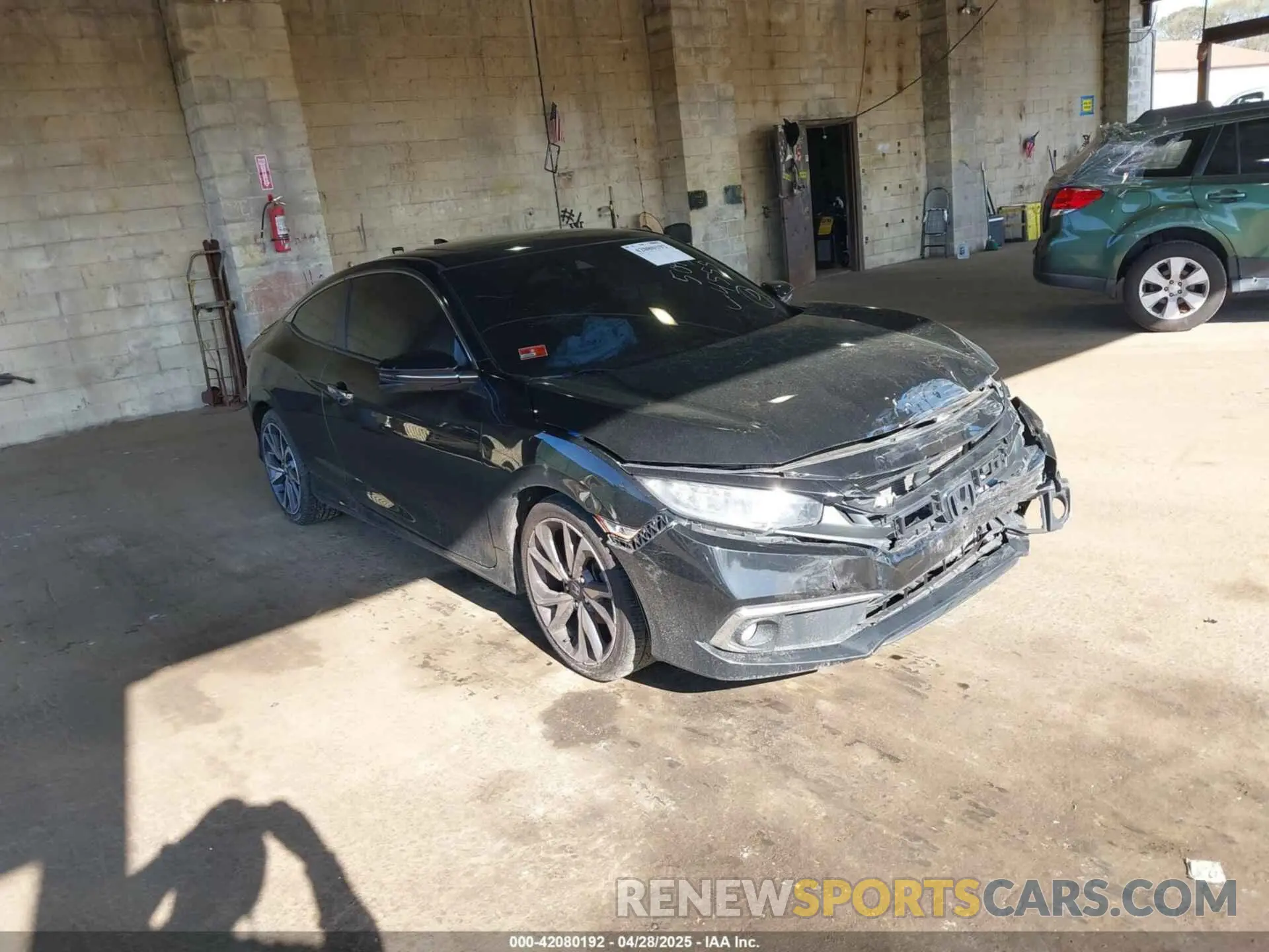 1 Photograph of a damaged car 2HGFC3B90KH355376 HONDA CIVIC 2019
