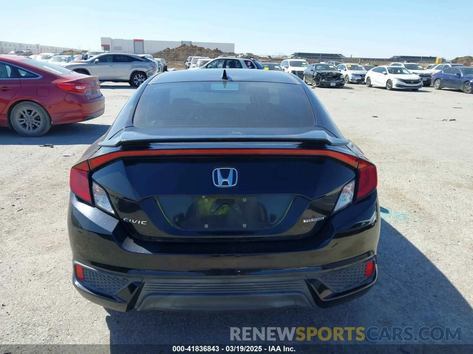 16 Photograph of a damaged car 2HGFC3B92KH353791 HONDA CIVIC 2019