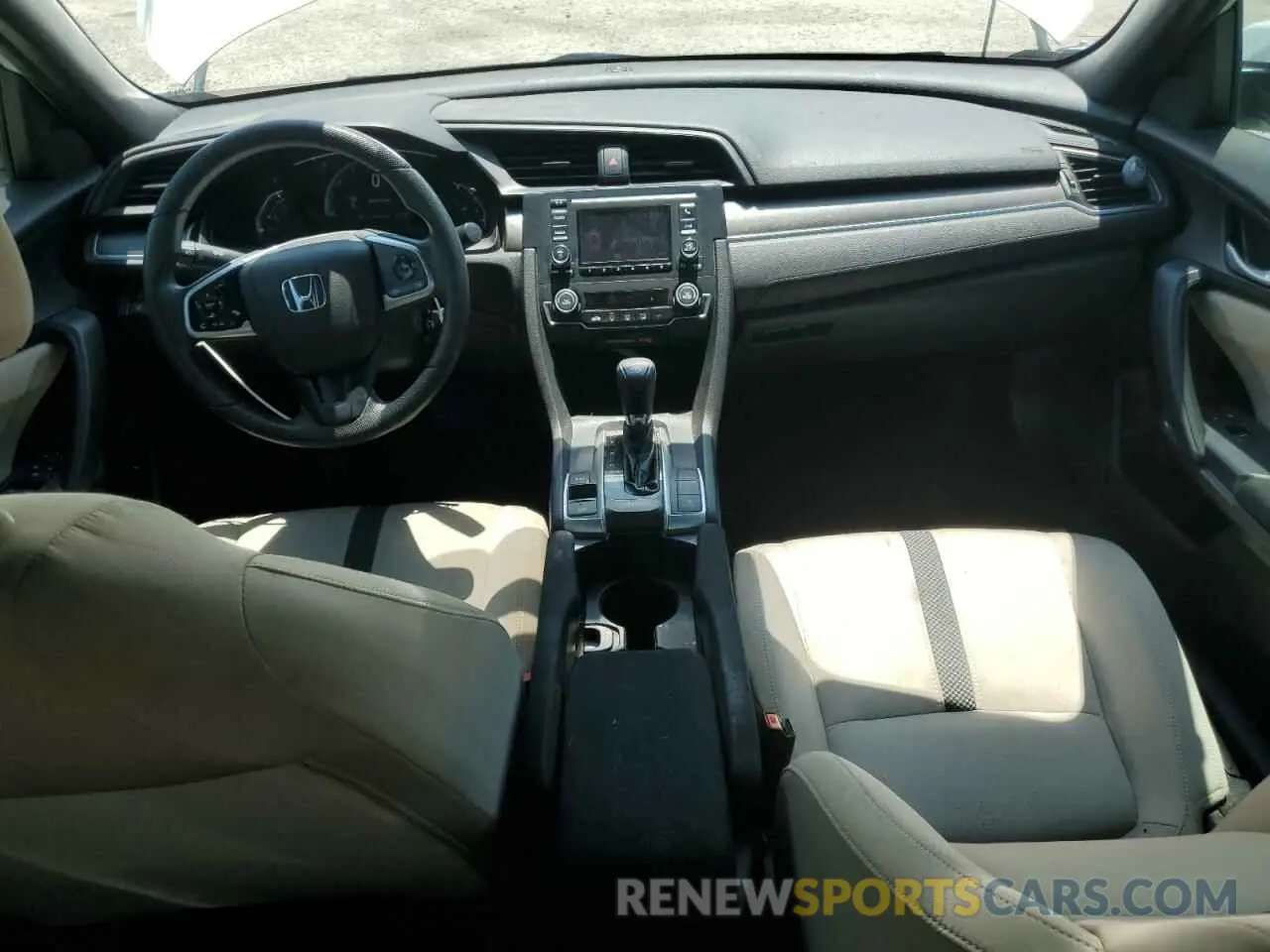 8 Photograph of a damaged car 2HGFC4B64KH300330 HONDA CIVIC 2019