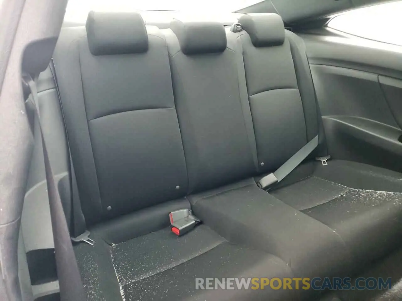 10 Photograph of a damaged car 2HGFC4B64KH301591 HONDA CIVIC 2019