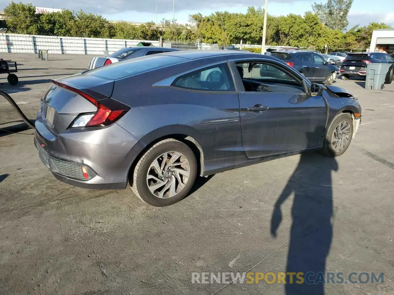 3 Photograph of a damaged car 2HGFC4B64KH304796 HONDA CIVIC 2019