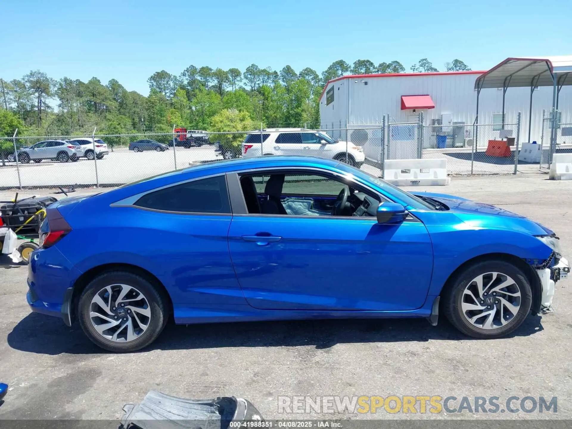 14 Photograph of a damaged car 2HGFC4B67KH304419 HONDA CIVIC 2019
