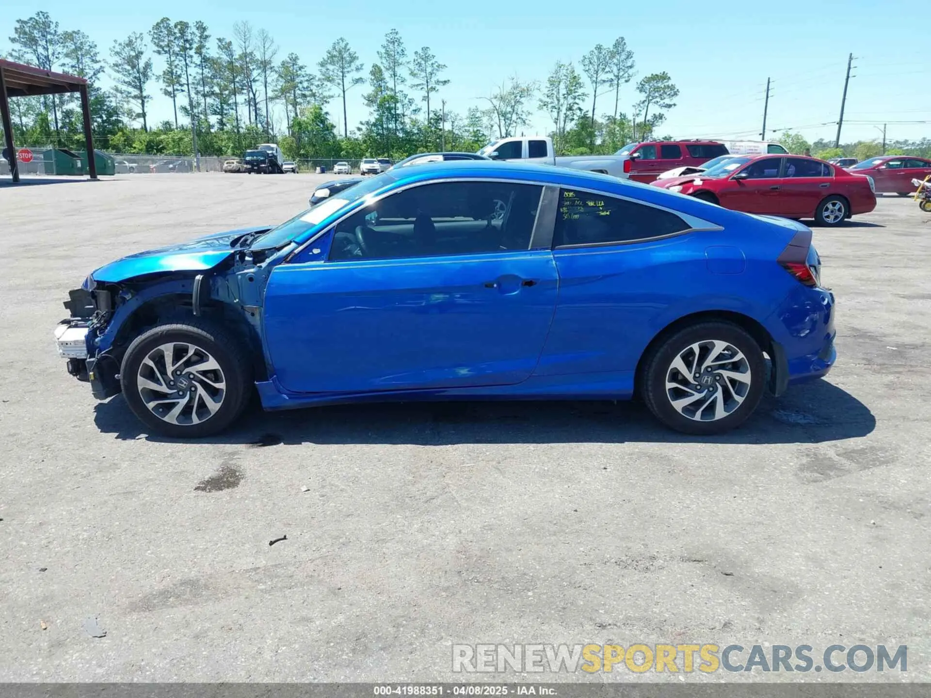 15 Photograph of a damaged car 2HGFC4B67KH304419 HONDA CIVIC 2019