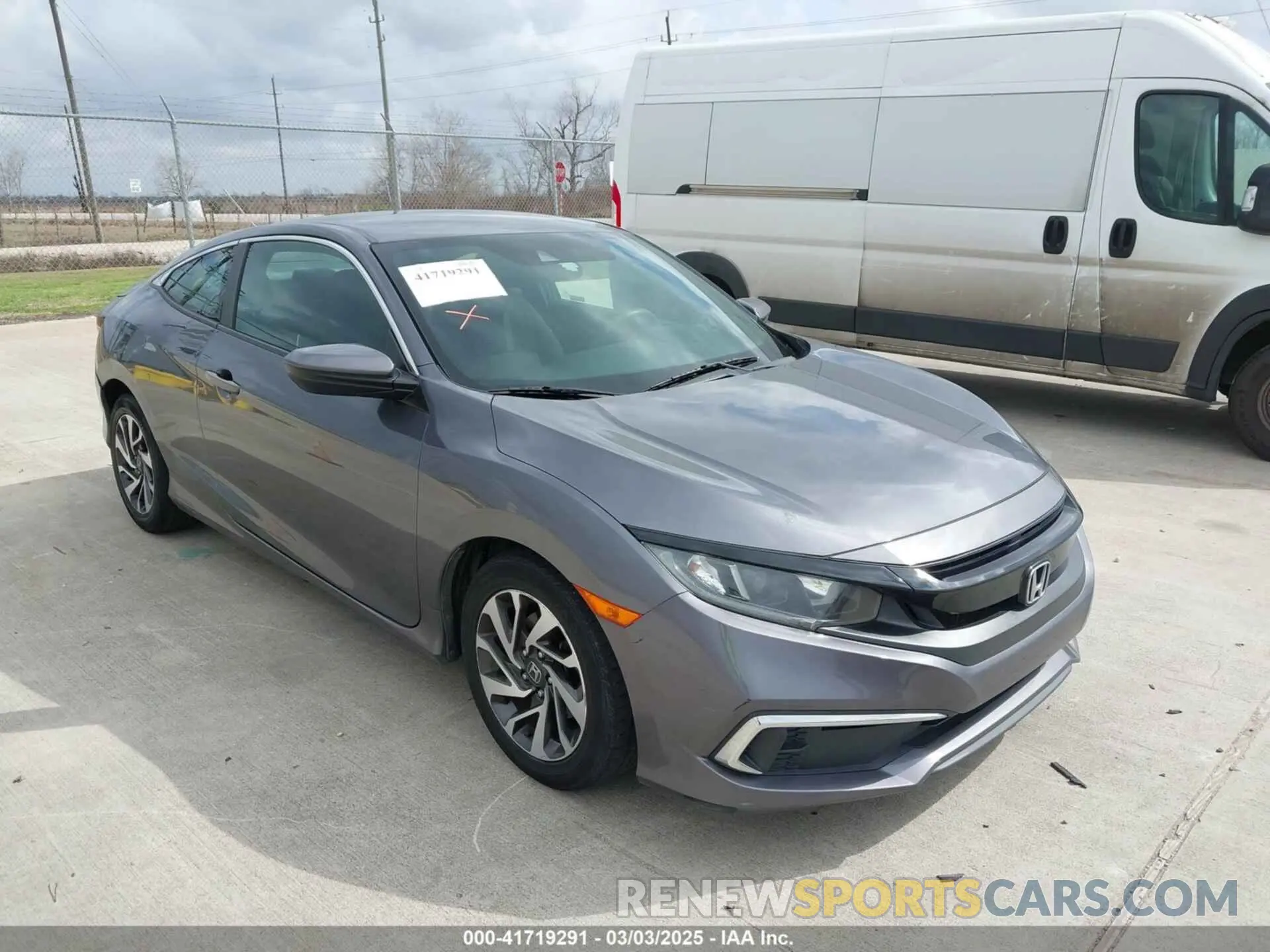 1 Photograph of a damaged car 2HGFC4B67KH308437 HONDA CIVIC 2019