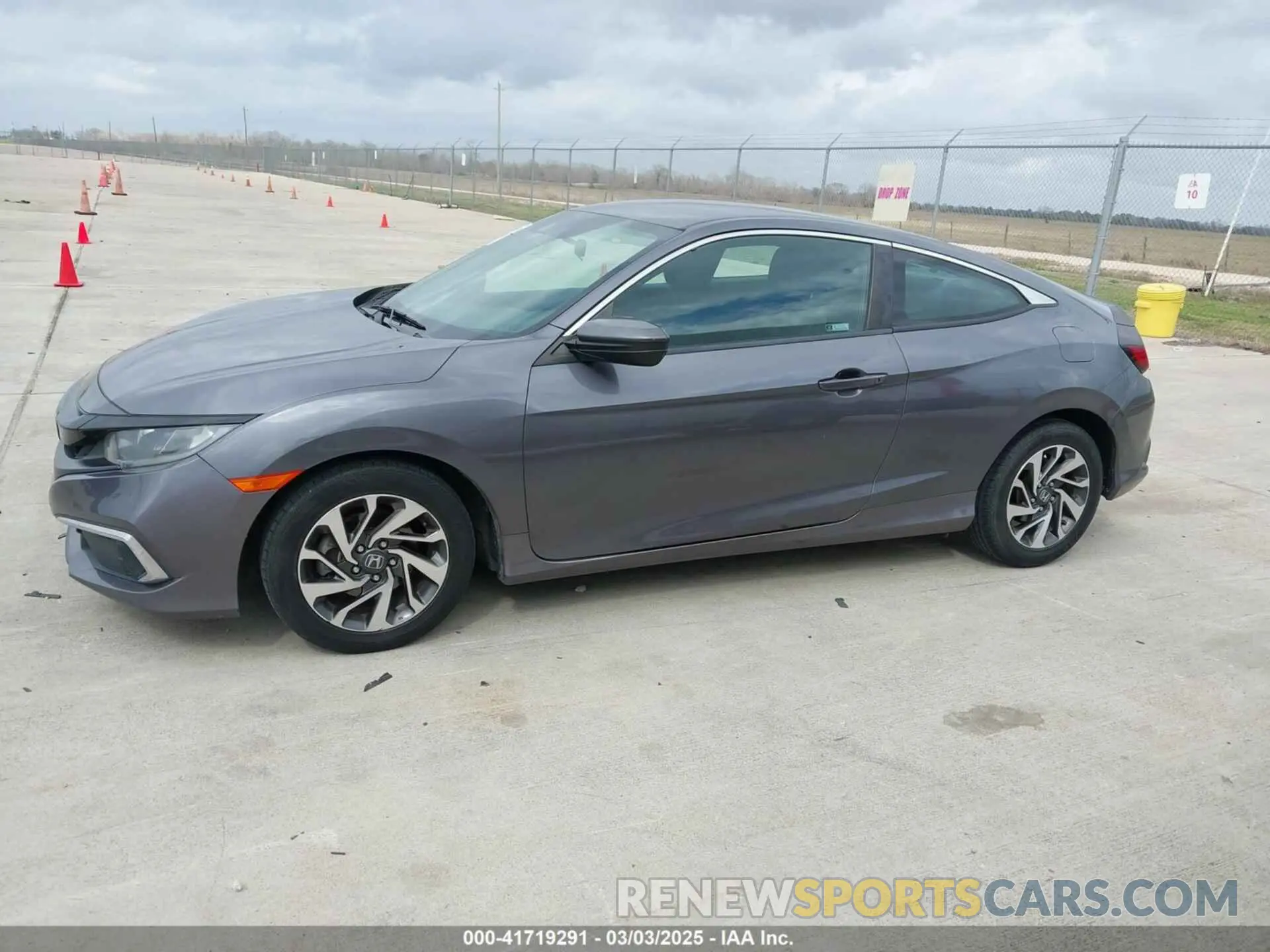 14 Photograph of a damaged car 2HGFC4B67KH308437 HONDA CIVIC 2019