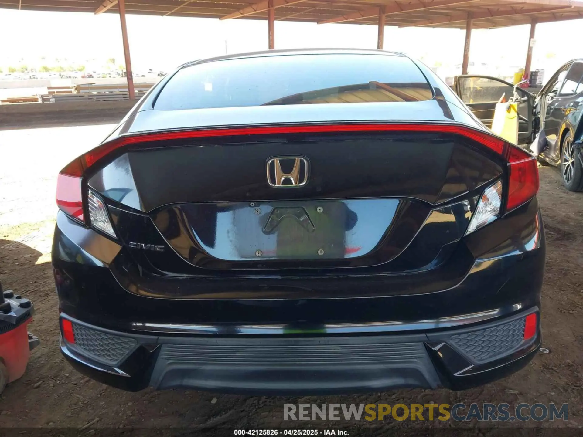 17 Photograph of a damaged car 2HGFC4B6XKH304270 HONDA CIVIC 2019