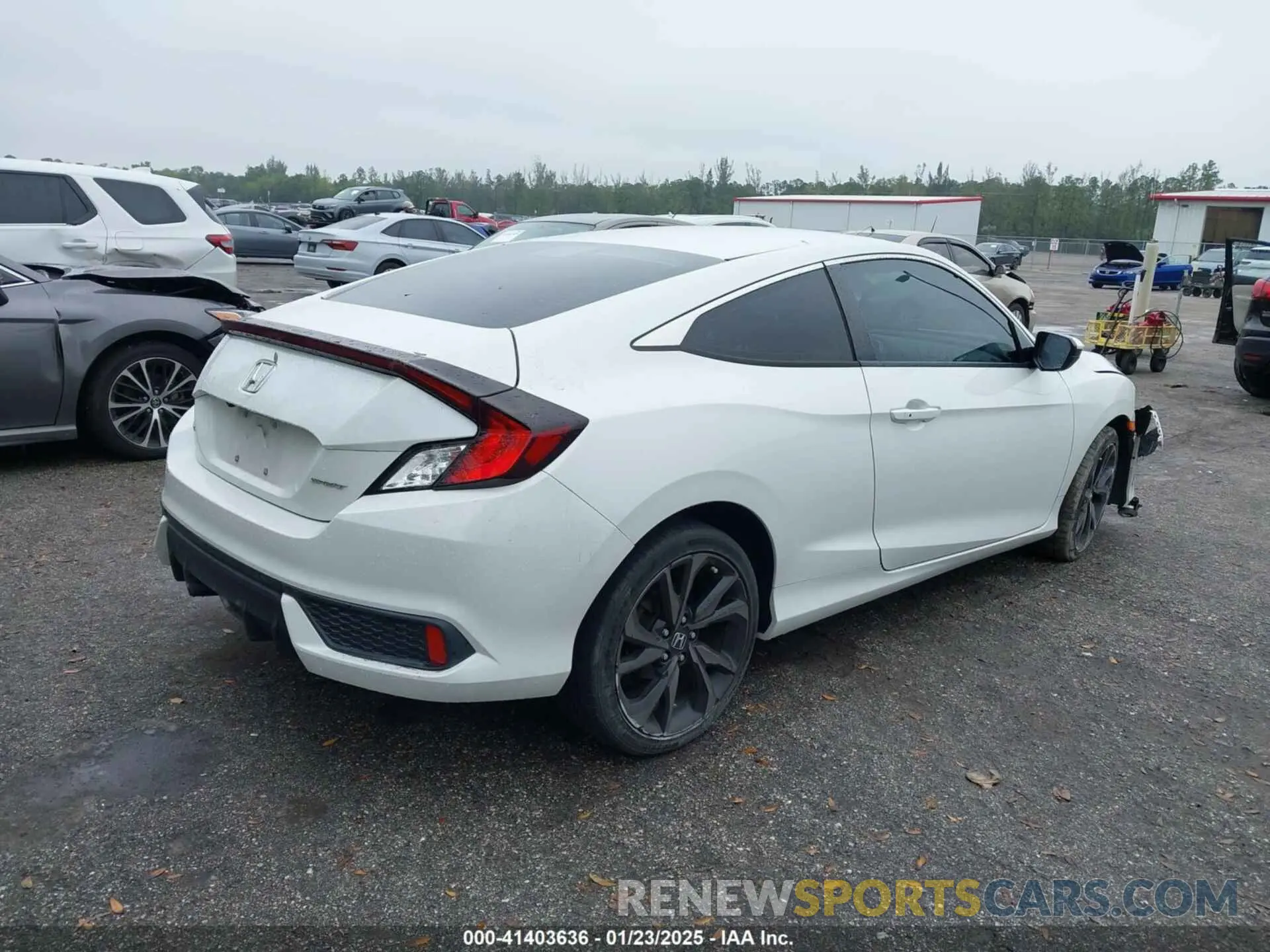 4 Фотография поврежденного автомобиля 2HGFC4B81KH309553 HONDA CIVIC 2019