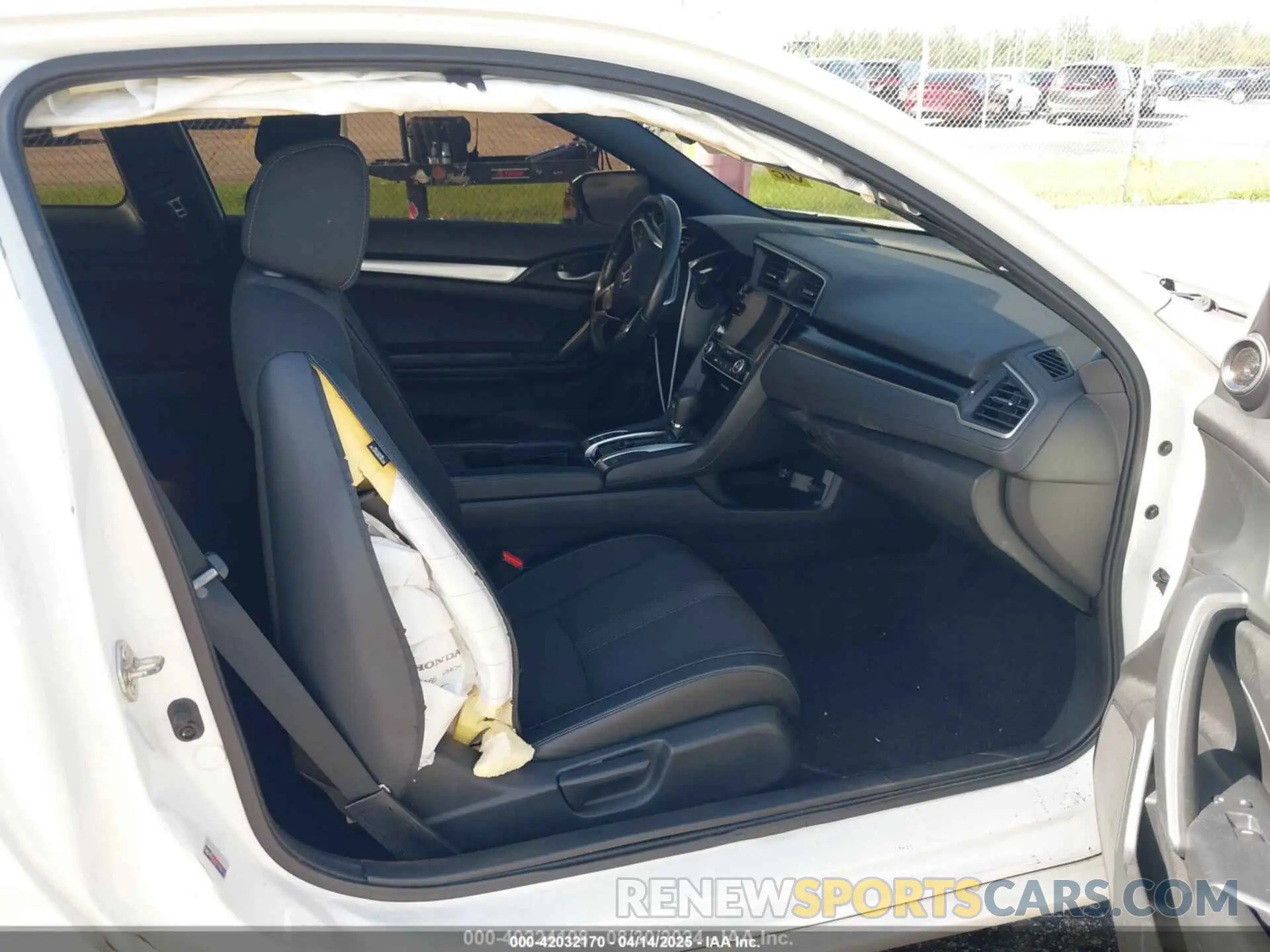 5 Фотография поврежденного автомобиля 2HGFC4B83KH301955 HONDA CIVIC 2019