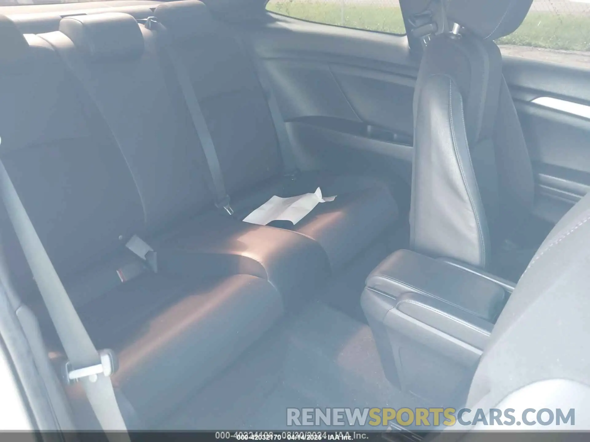 8 Фотография поврежденного автомобиля 2HGFC4B83KH301955 HONDA CIVIC 2019