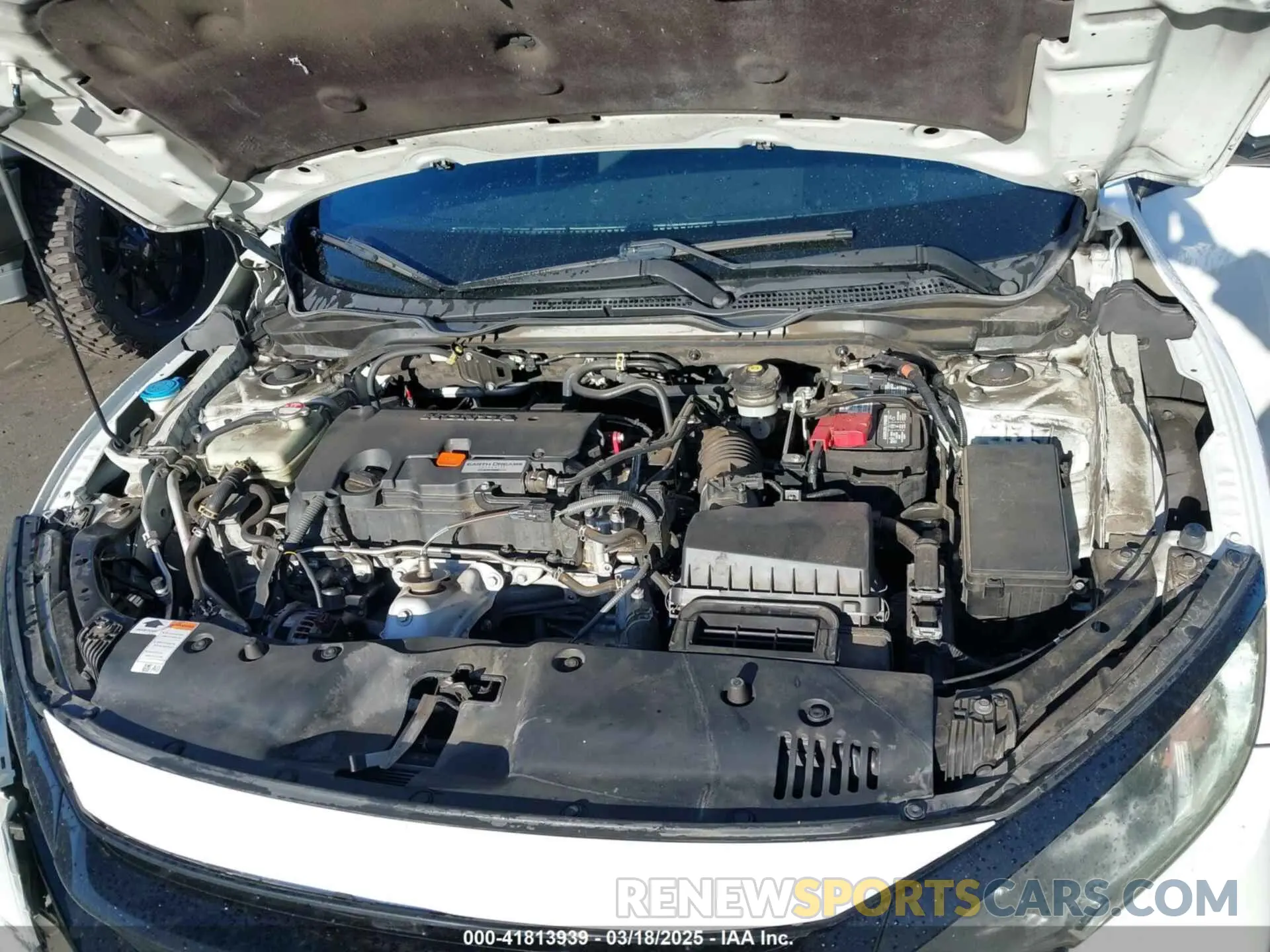 16 Фотография поврежденного автомобиля 2HGFC4B84KH305724 HONDA CIVIC 2019