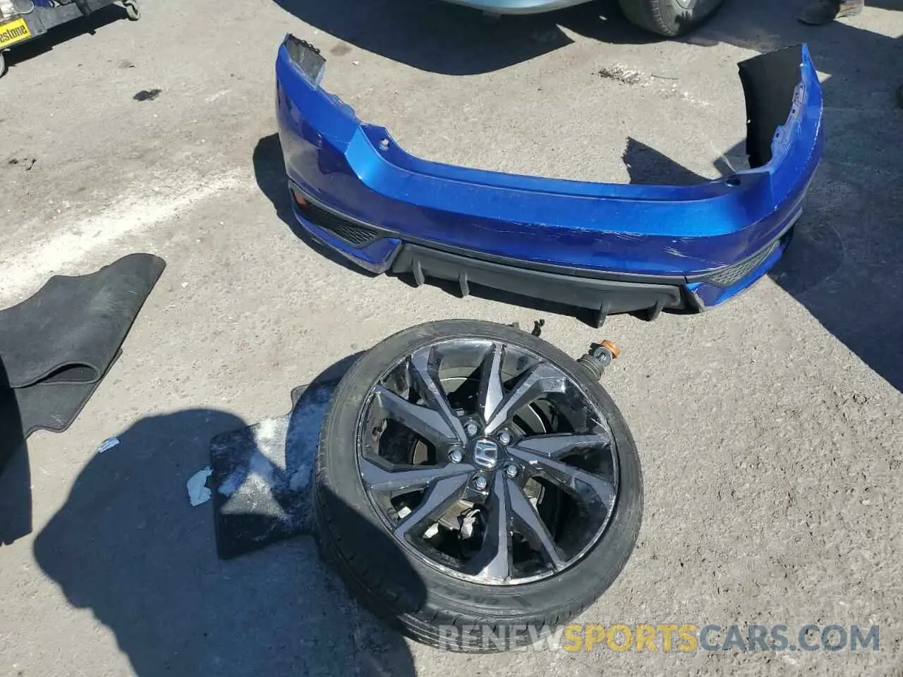 12 Фотография поврежденного автомобиля 2HGFC4B84KH305819 HONDA CIVIC 2019