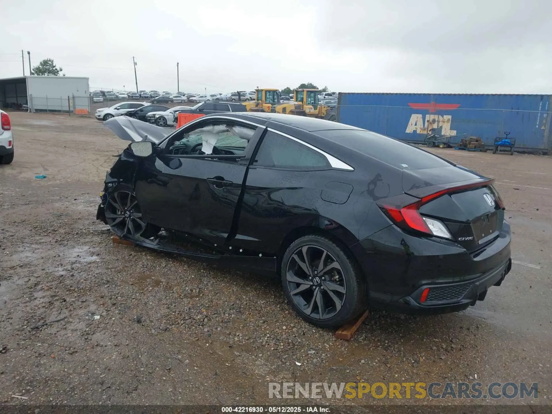 3 Photograph of a damaged car 2HGFC4B86KH308205 HONDA CIVIC 2019