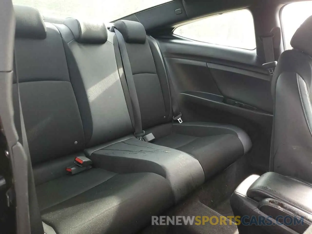 10 Photograph of a damaged car 2HGFC4B88KH307153 HONDA CIVIC 2019