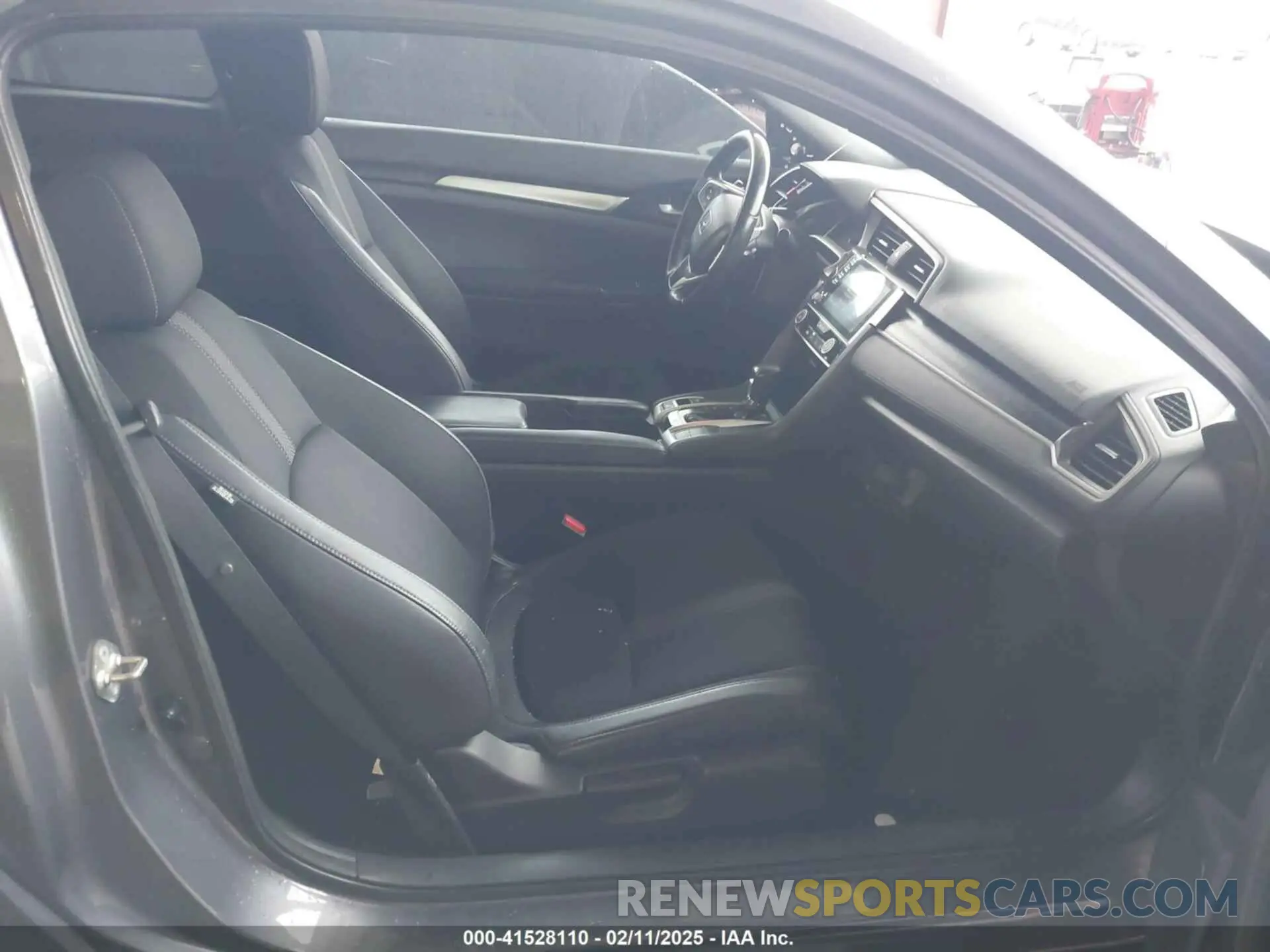 5 Photograph of a damaged car 2HGFC4B8XKH307896 HONDA CIVIC 2019