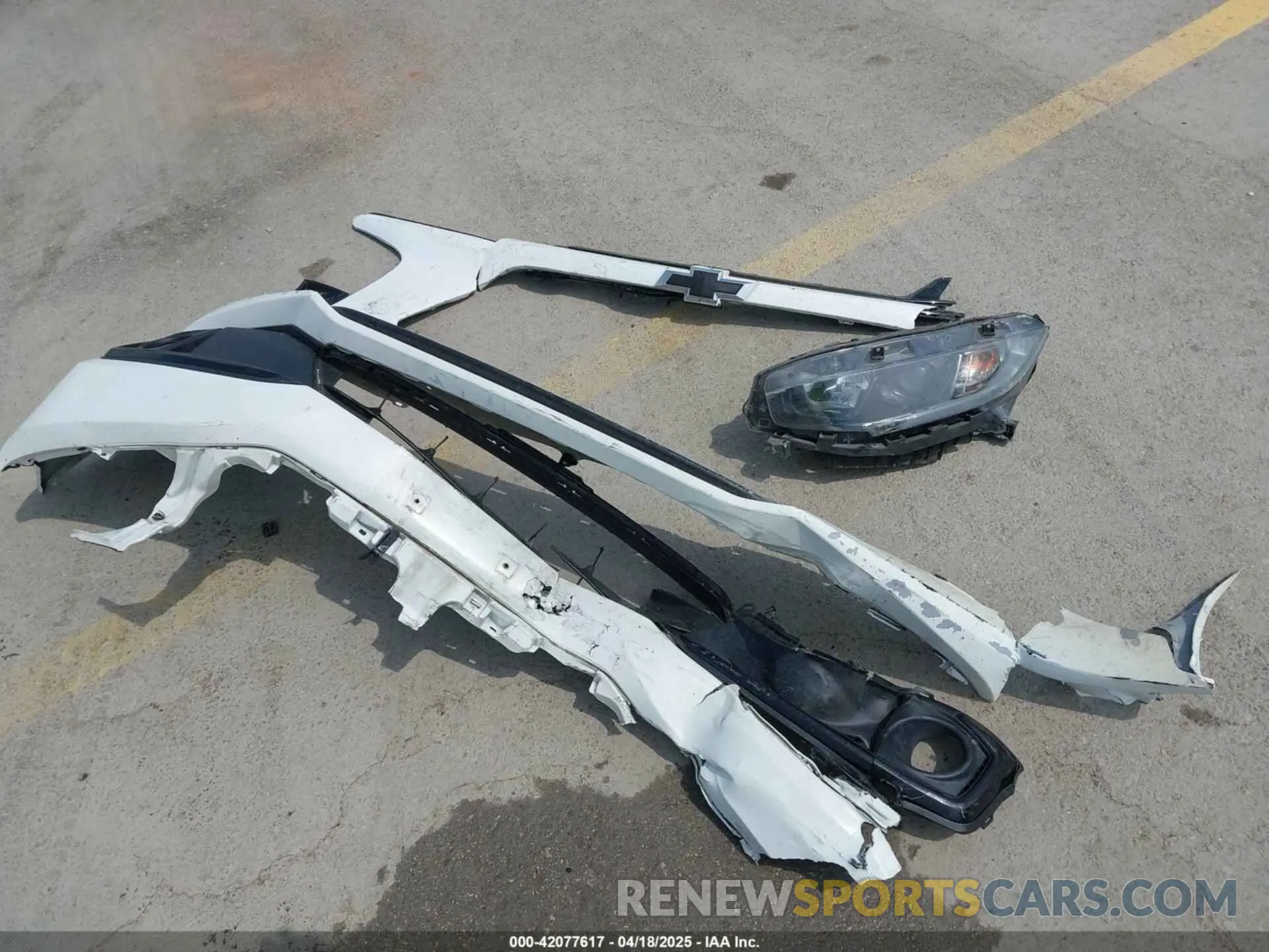 12 Photograph of a damaged car 2HGFC4B8XKH308272 HONDA CIVIC 2019
