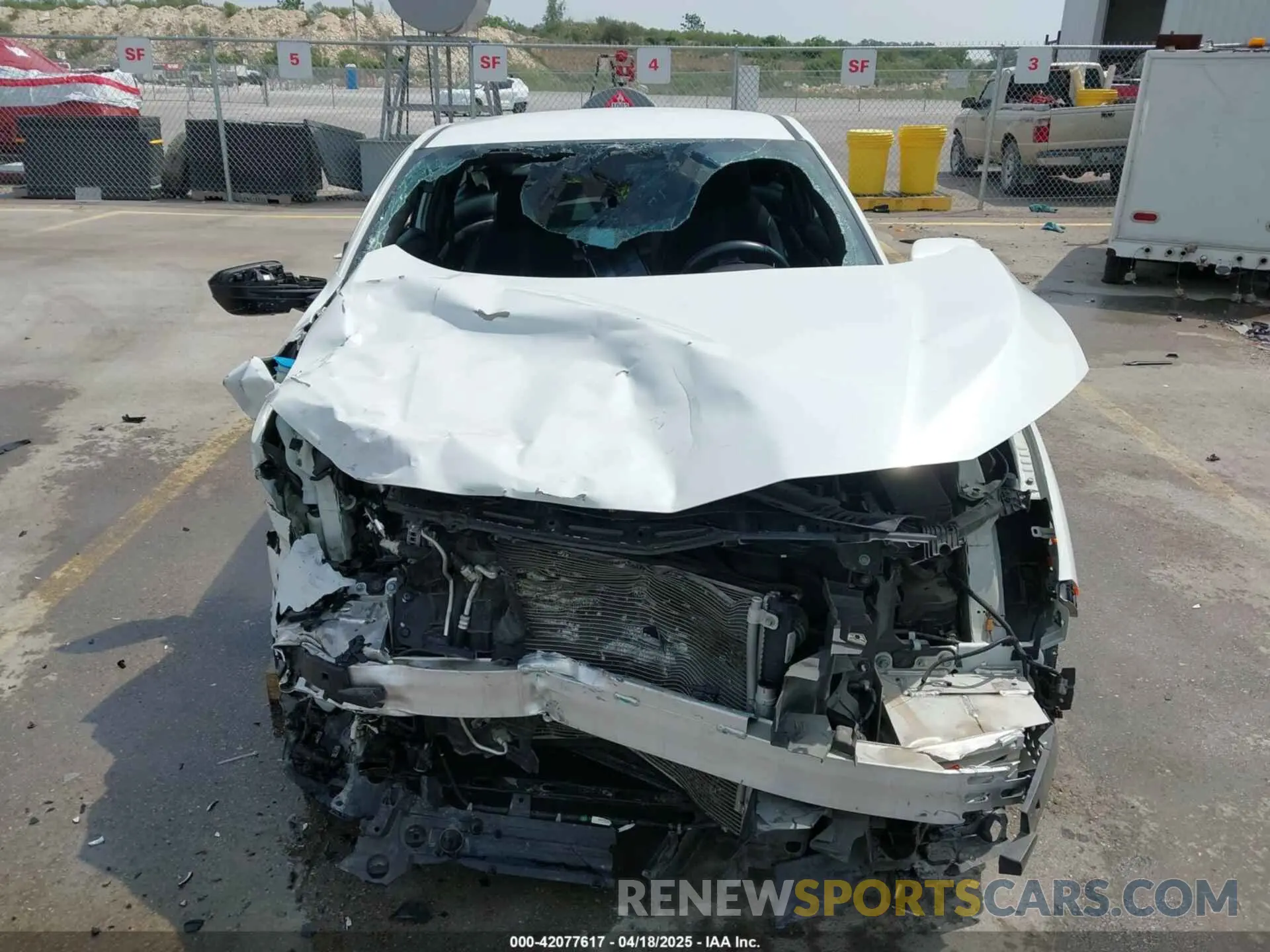 13 Photograph of a damaged car 2HGFC4B8XKH308272 HONDA CIVIC 2019