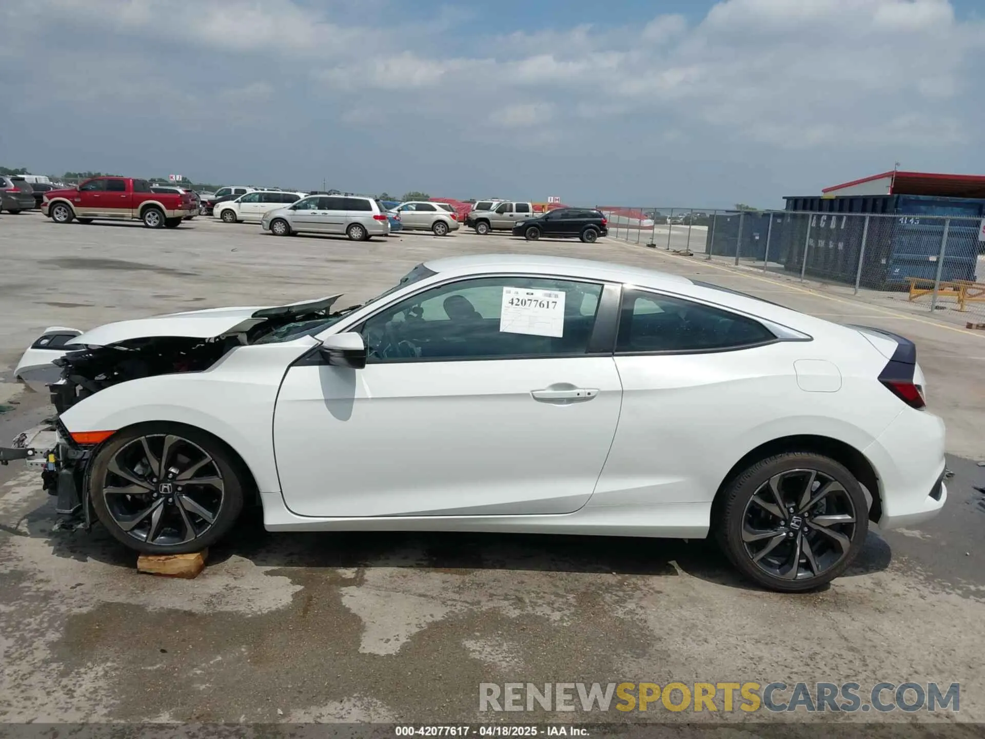 15 Photograph of a damaged car 2HGFC4B8XKH308272 HONDA CIVIC 2019