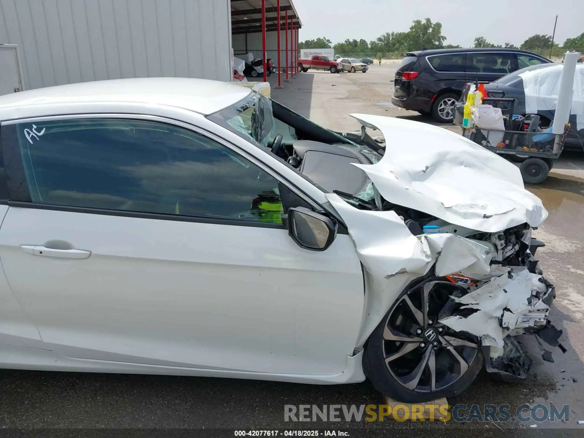 19 Photograph of a damaged car 2HGFC4B8XKH308272 HONDA CIVIC 2019