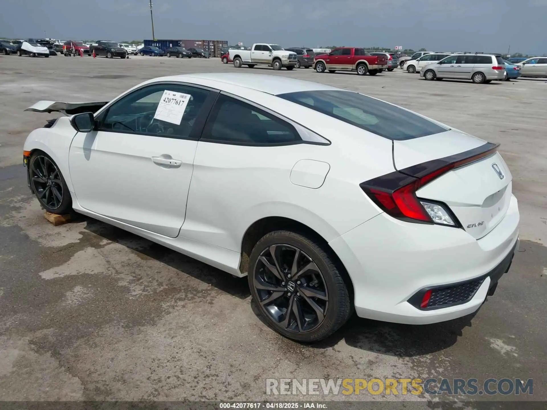 3 Photograph of a damaged car 2HGFC4B8XKH308272 HONDA CIVIC 2019