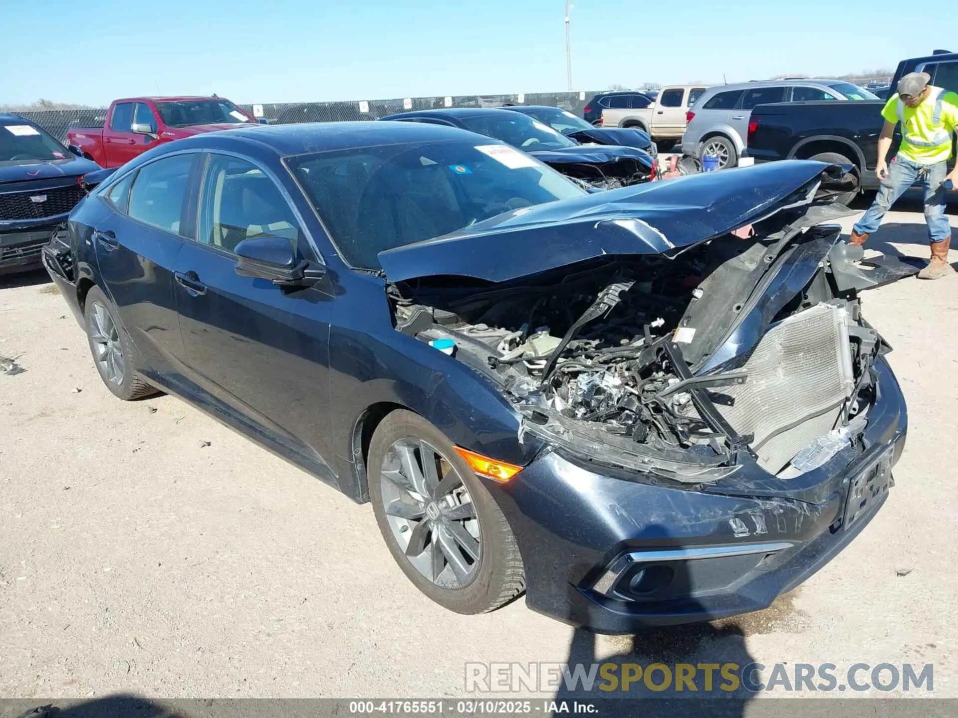 1 Photograph of a damaged car JHMFC1F31KX005256 HONDA CIVIC 2019