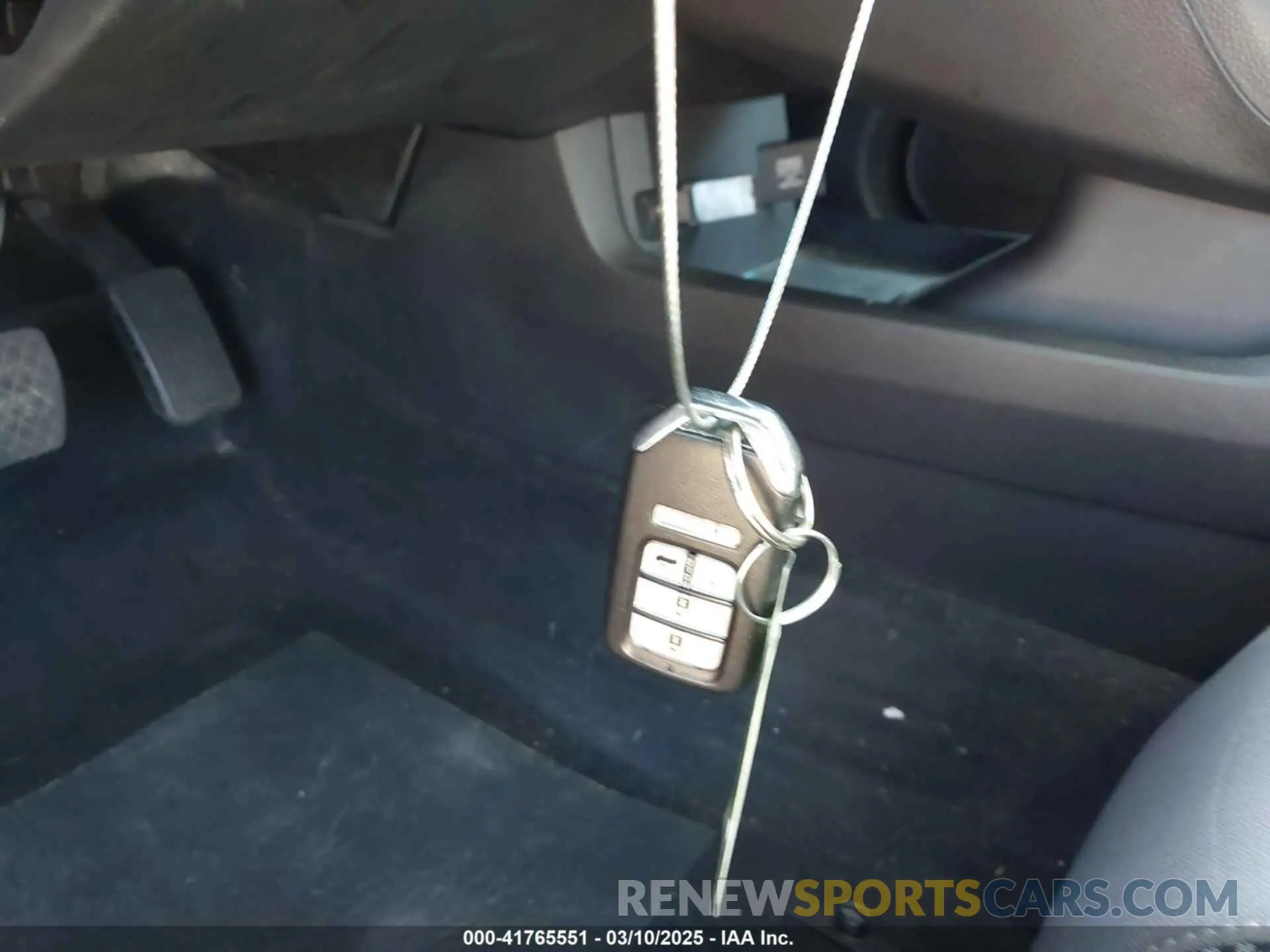 11 Photograph of a damaged car JHMFC1F31KX005256 HONDA CIVIC 2019