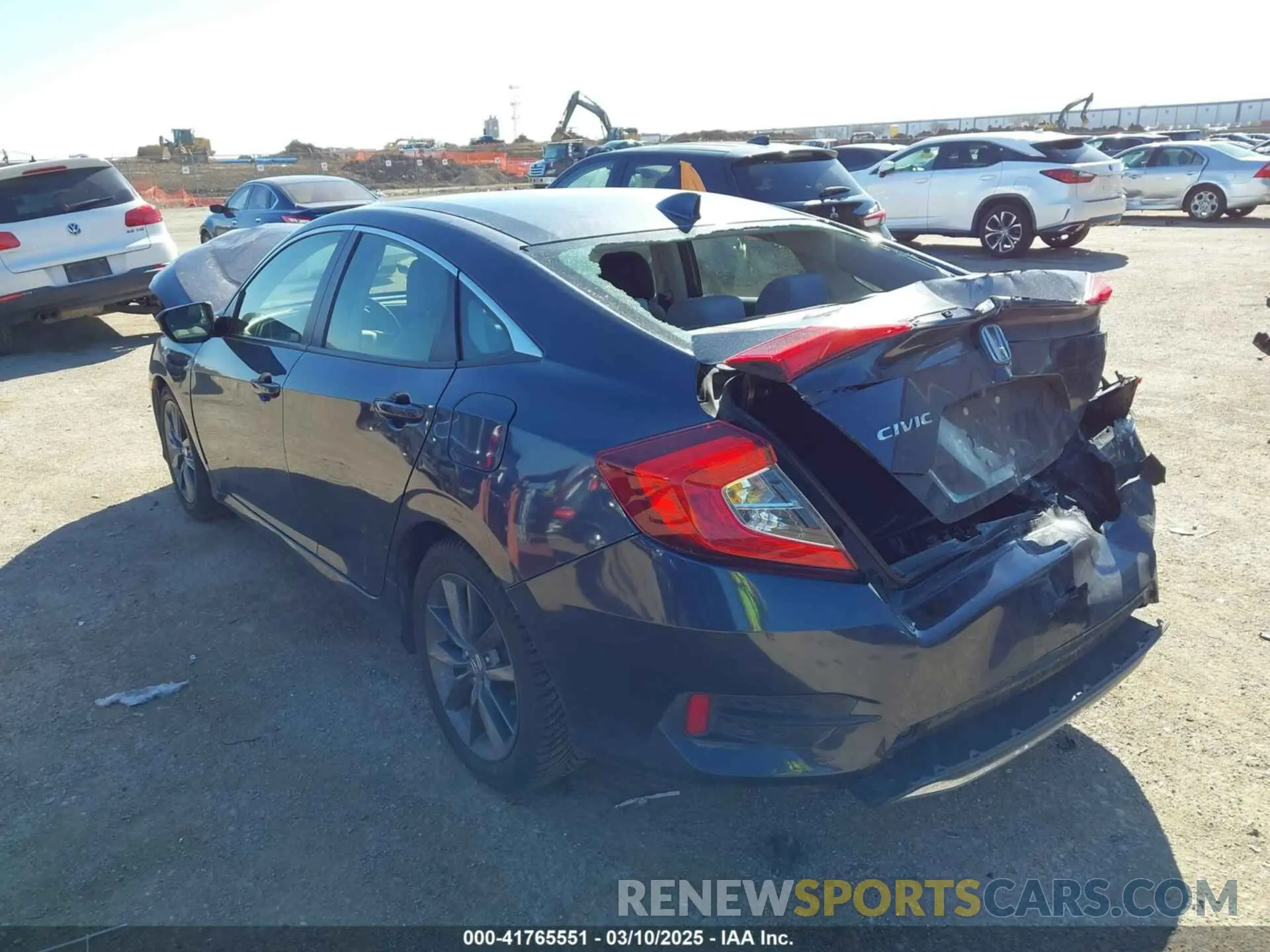 3 Photograph of a damaged car JHMFC1F31KX005256 HONDA CIVIC 2019