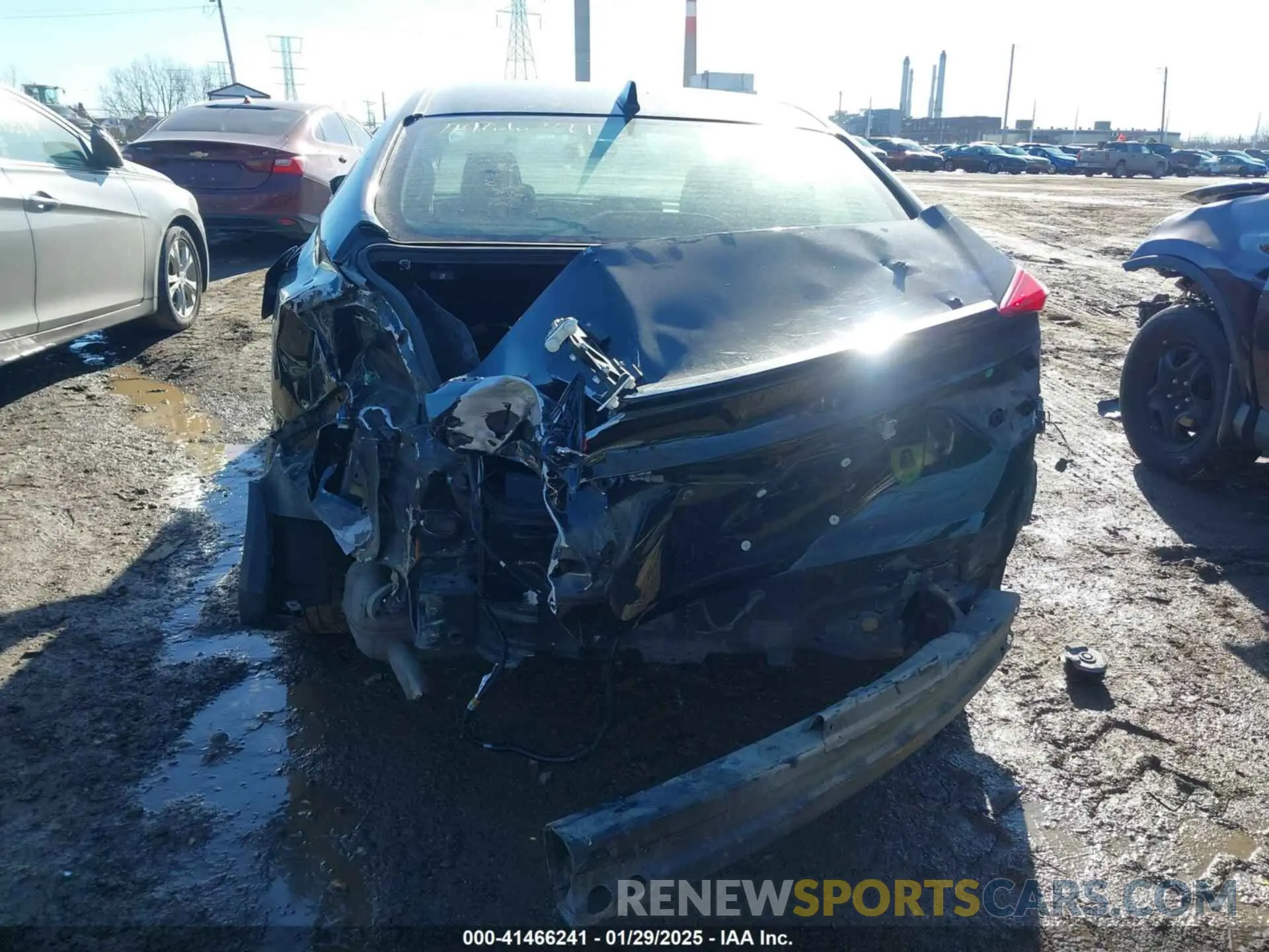 17 Photograph of a damaged car JHMFC1F31KX007184 HONDA CIVIC 2019