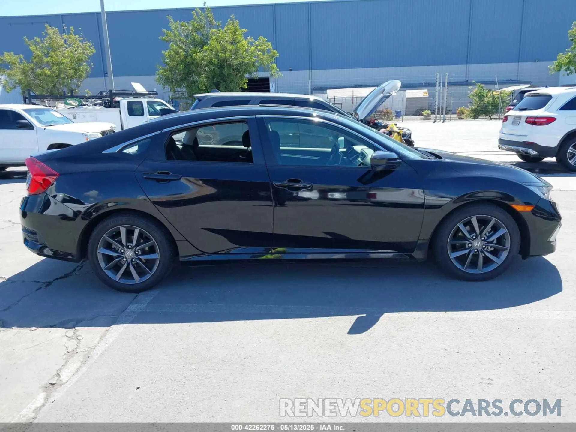 12 Photograph of a damaged car JHMFC1F35KX010539 HONDA CIVIC 2019