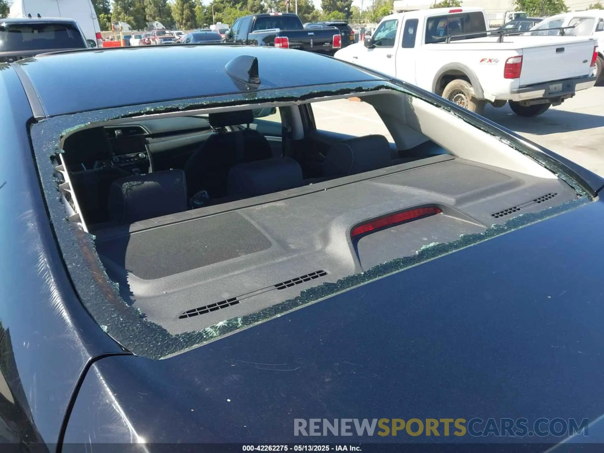 6 Photograph of a damaged car JHMFC1F35KX010539 HONDA CIVIC 2019
