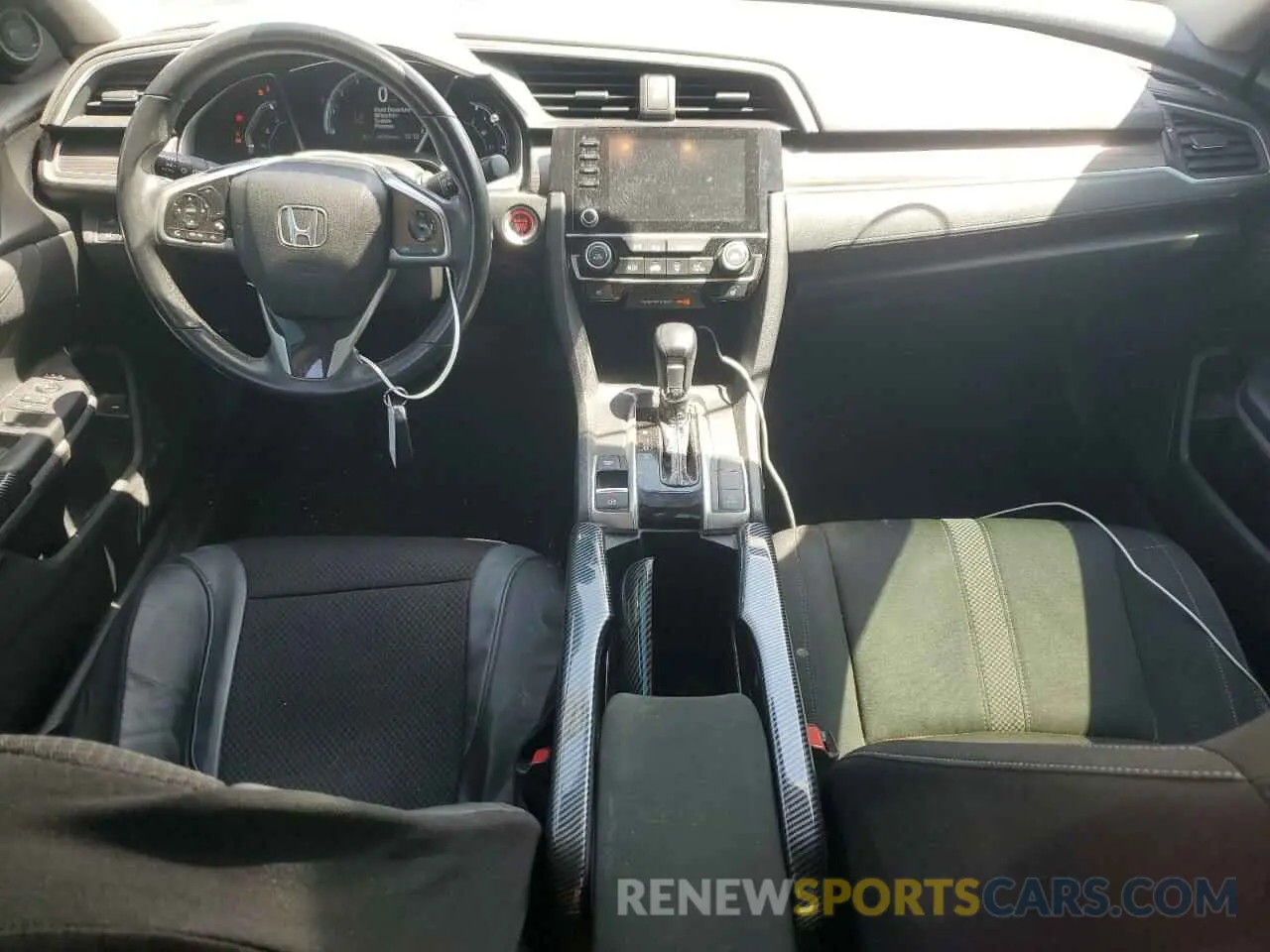 8 Photograph of a damaged car JHMFC1F35KX011853 HONDA CIVIC 2019