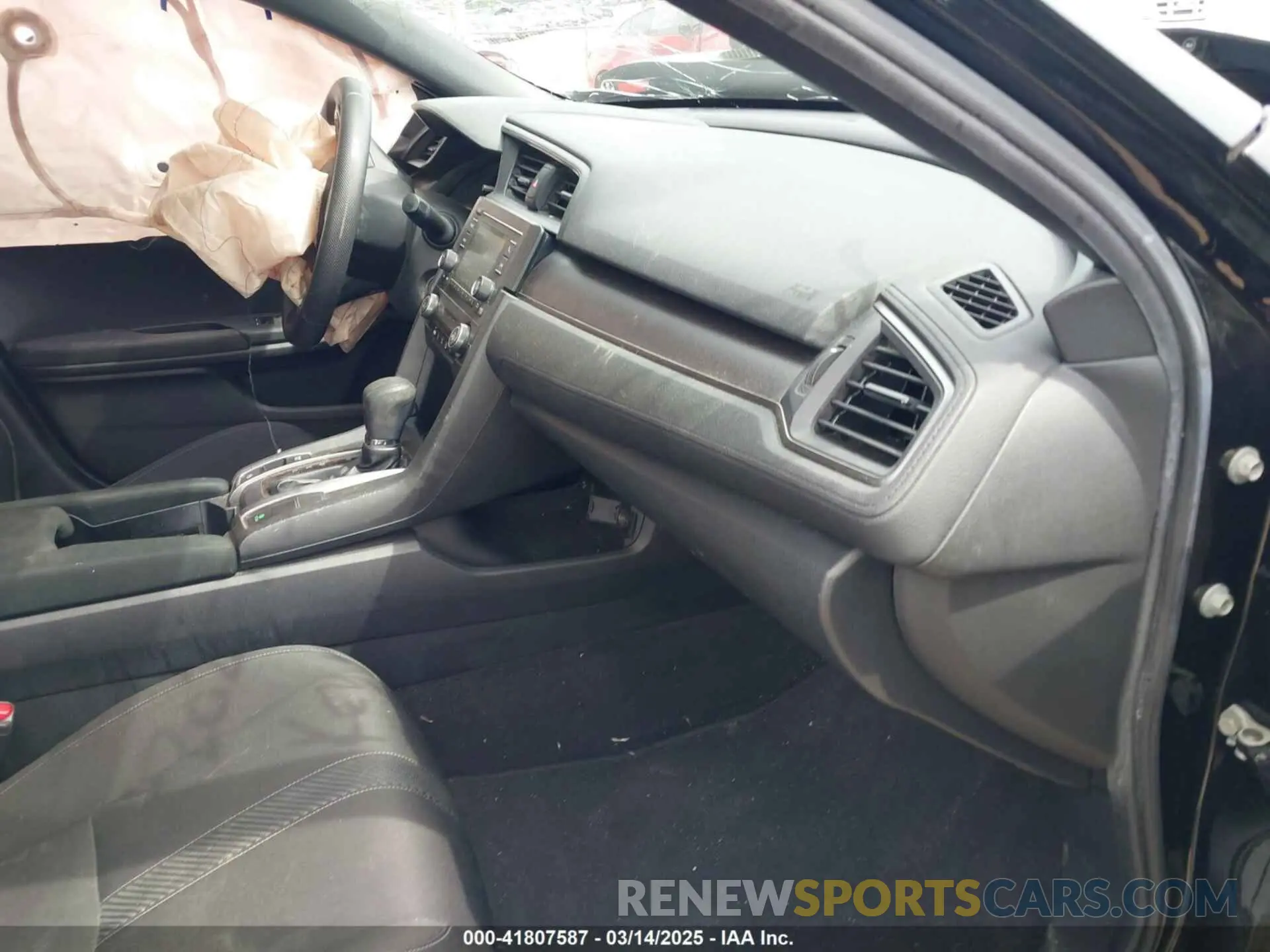 5 Photograph of a damaged car SHHFK7H36KU202730 HONDA CIVIC 2019