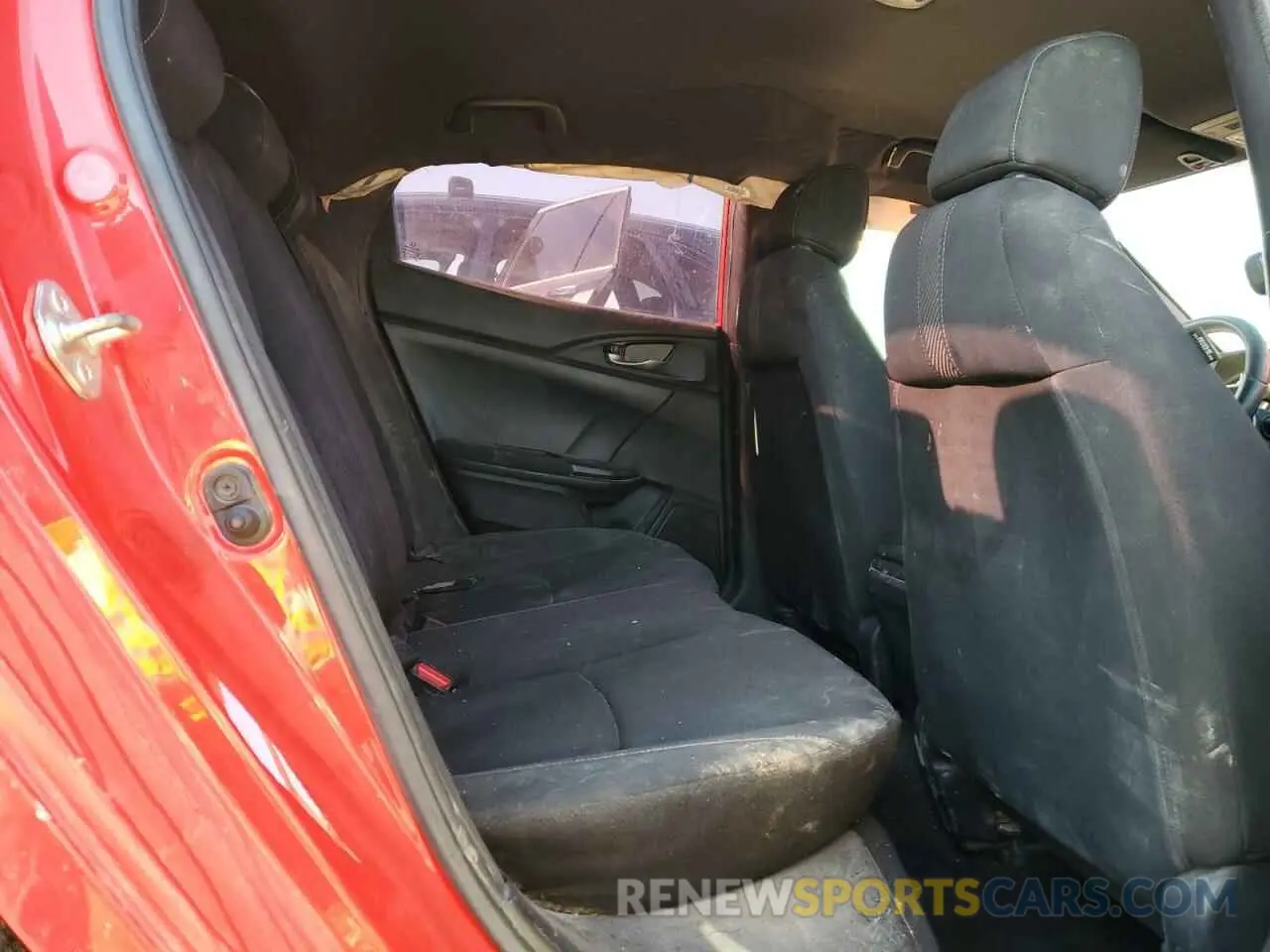 10 Фотография поврежденного автомобиля SHHFK7H37KU416643 HONDA CIVIC 2019