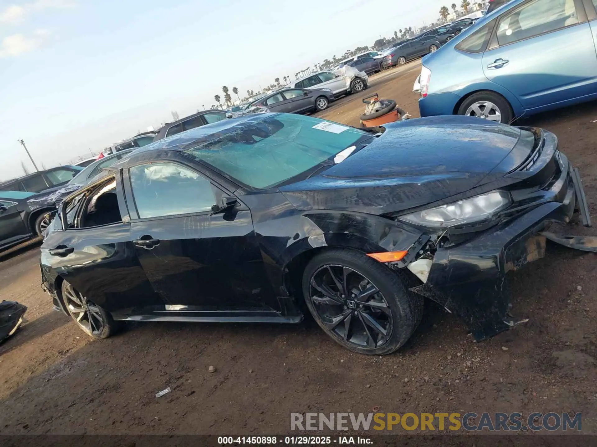 13 Фотография поврежденного автомобиля SHHFK7H42KU407681 HONDA CIVIC 2019