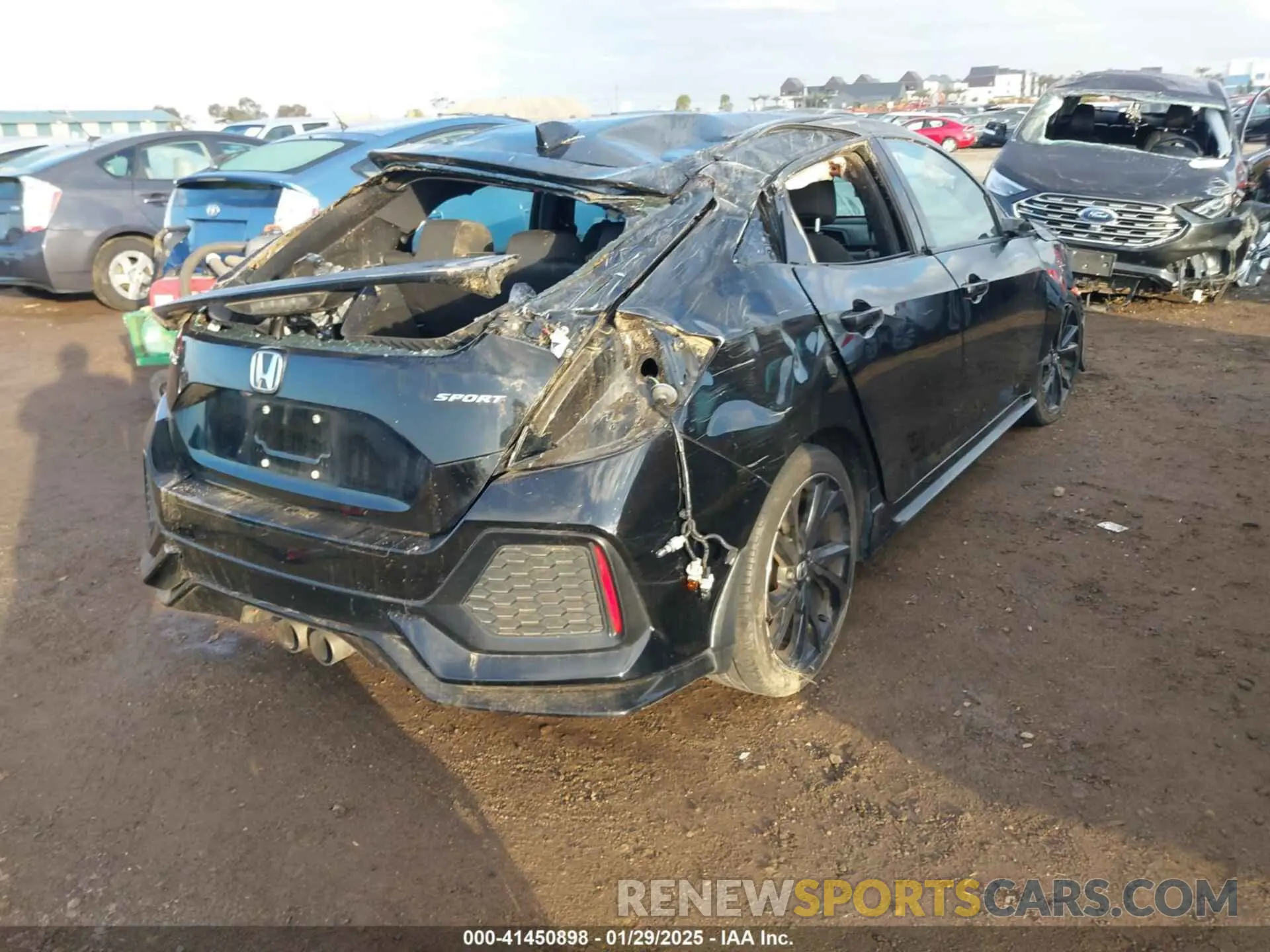 4 Фотография поврежденного автомобиля SHHFK7H42KU407681 HONDA CIVIC 2019