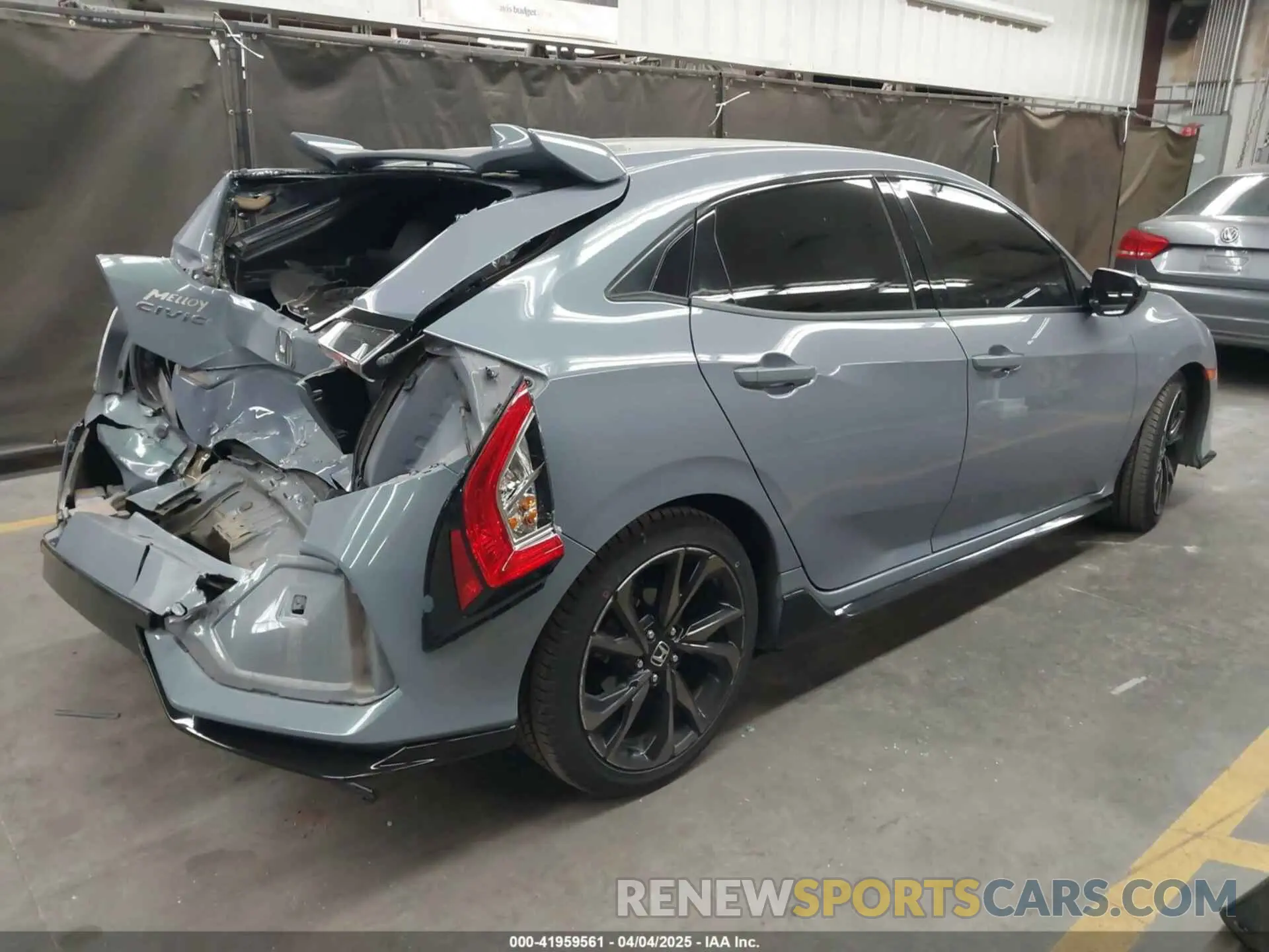4 Фотография поврежденного автомобиля SHHFK7H44KU227120 HONDA CIVIC 2019