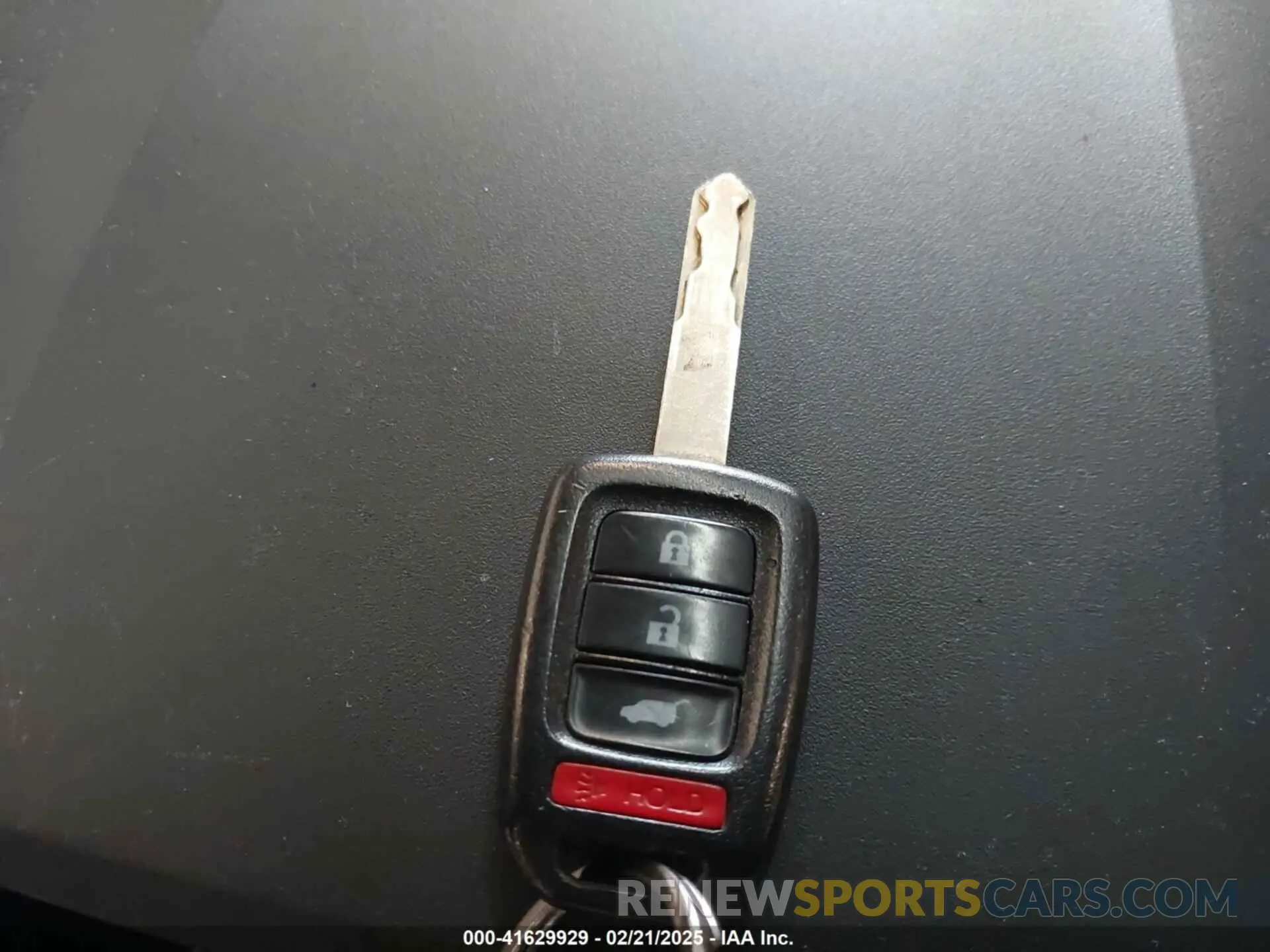 11 Фотография поврежденного автомобиля SHHFK7H47KU400791 HONDA CIVIC 2019