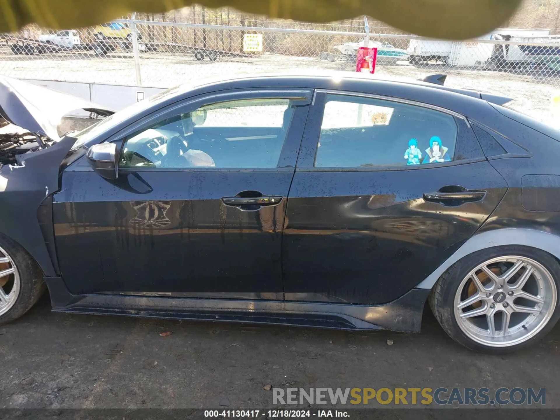 14 Photograph of a damaged car SHHFK7H60KU413304 HONDA CIVIC 2019